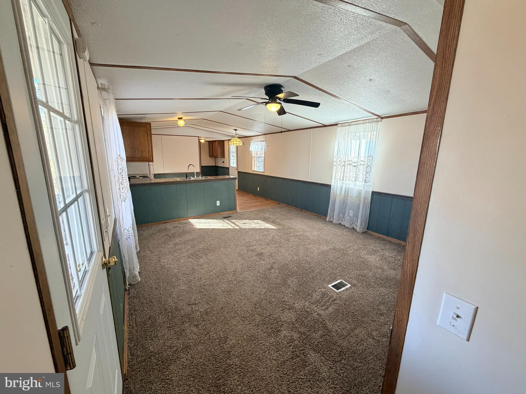 NEWPORT - Residential