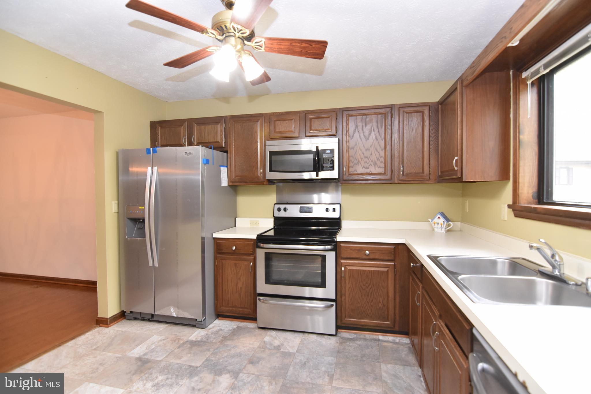 HICKORY NUT OF WILDEWOOD - Residential Lease