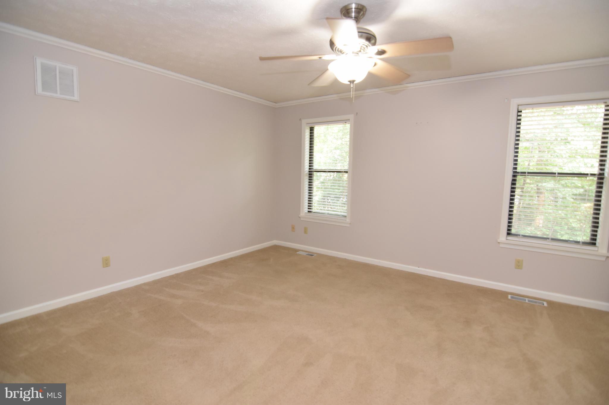 HICKORY NUT OF WILDEWOOD - Residential Lease