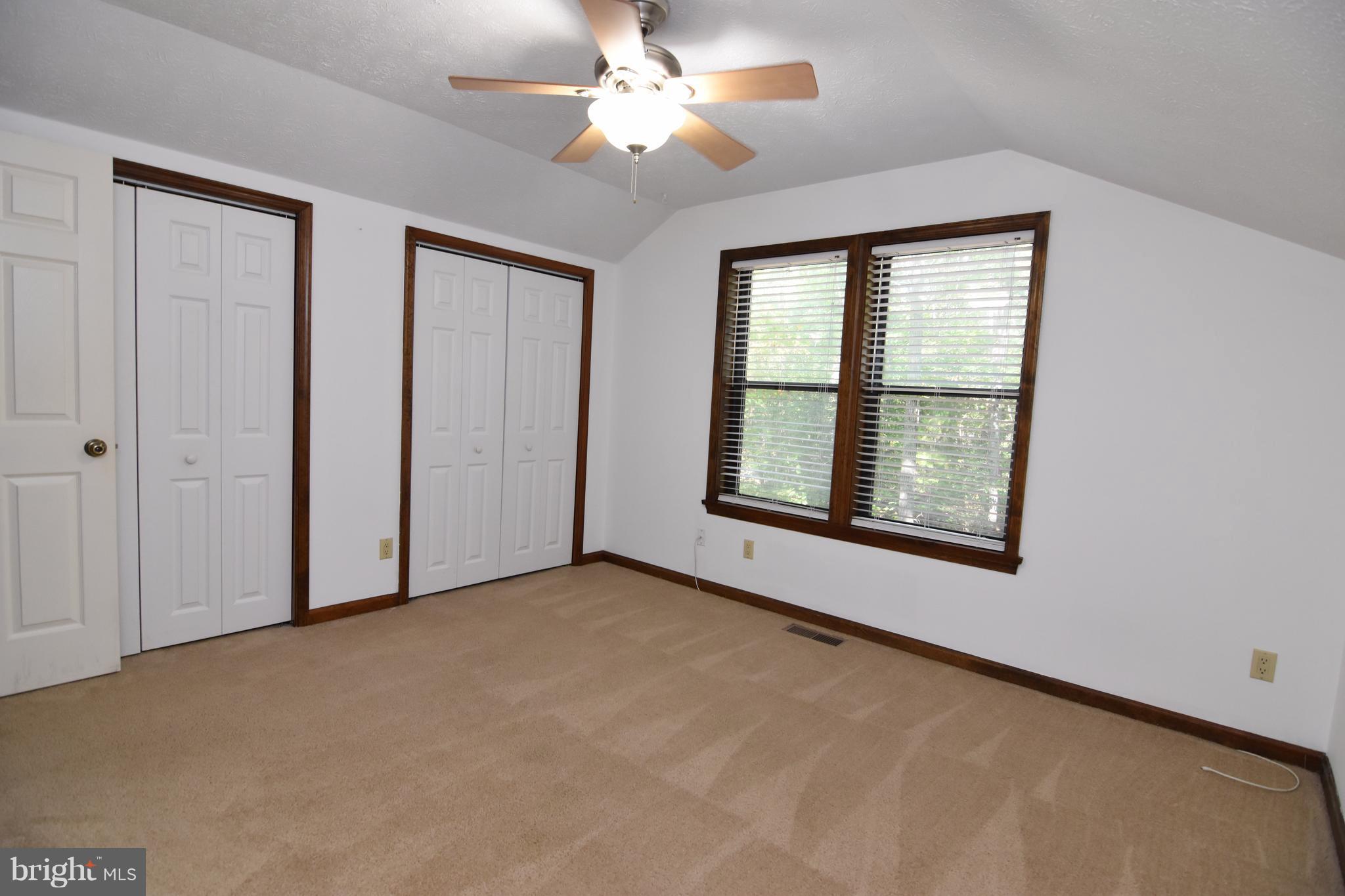 HICKORY NUT OF WILDEWOOD - Residential Lease