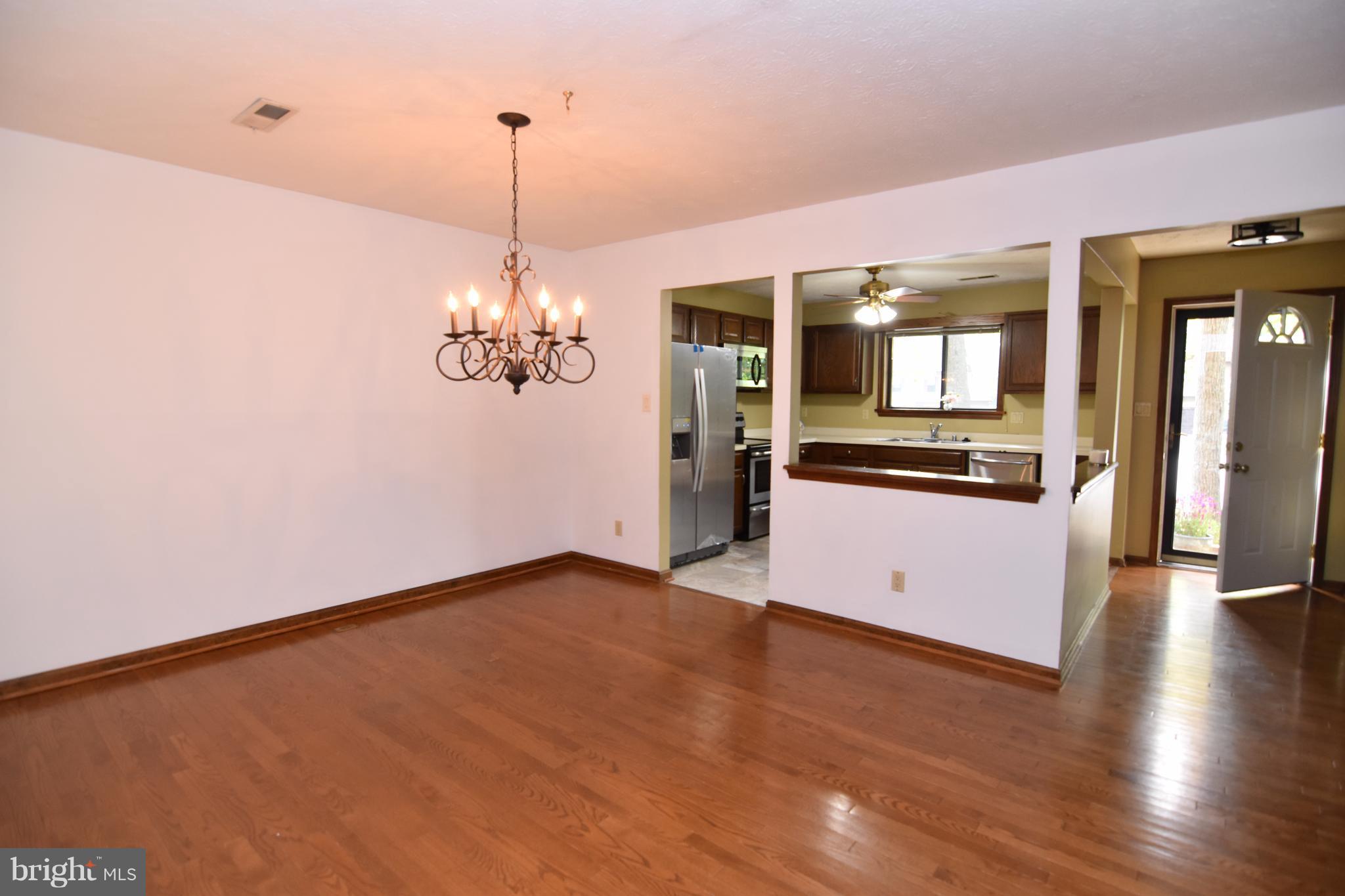 HICKORY NUT OF WILDEWOOD - Residential Lease