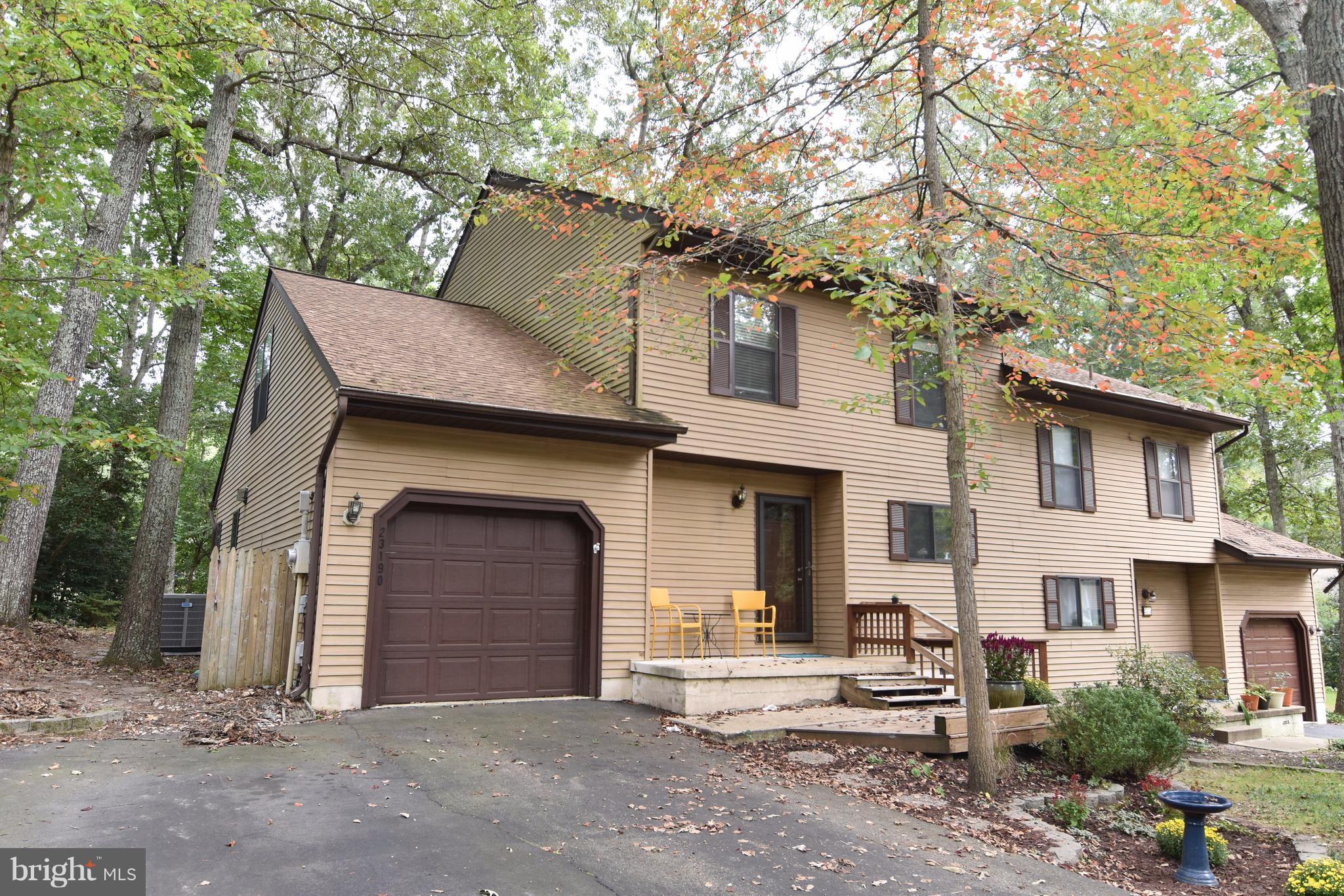 HICKORY NUT OF WILDEWOOD - Residential Lease