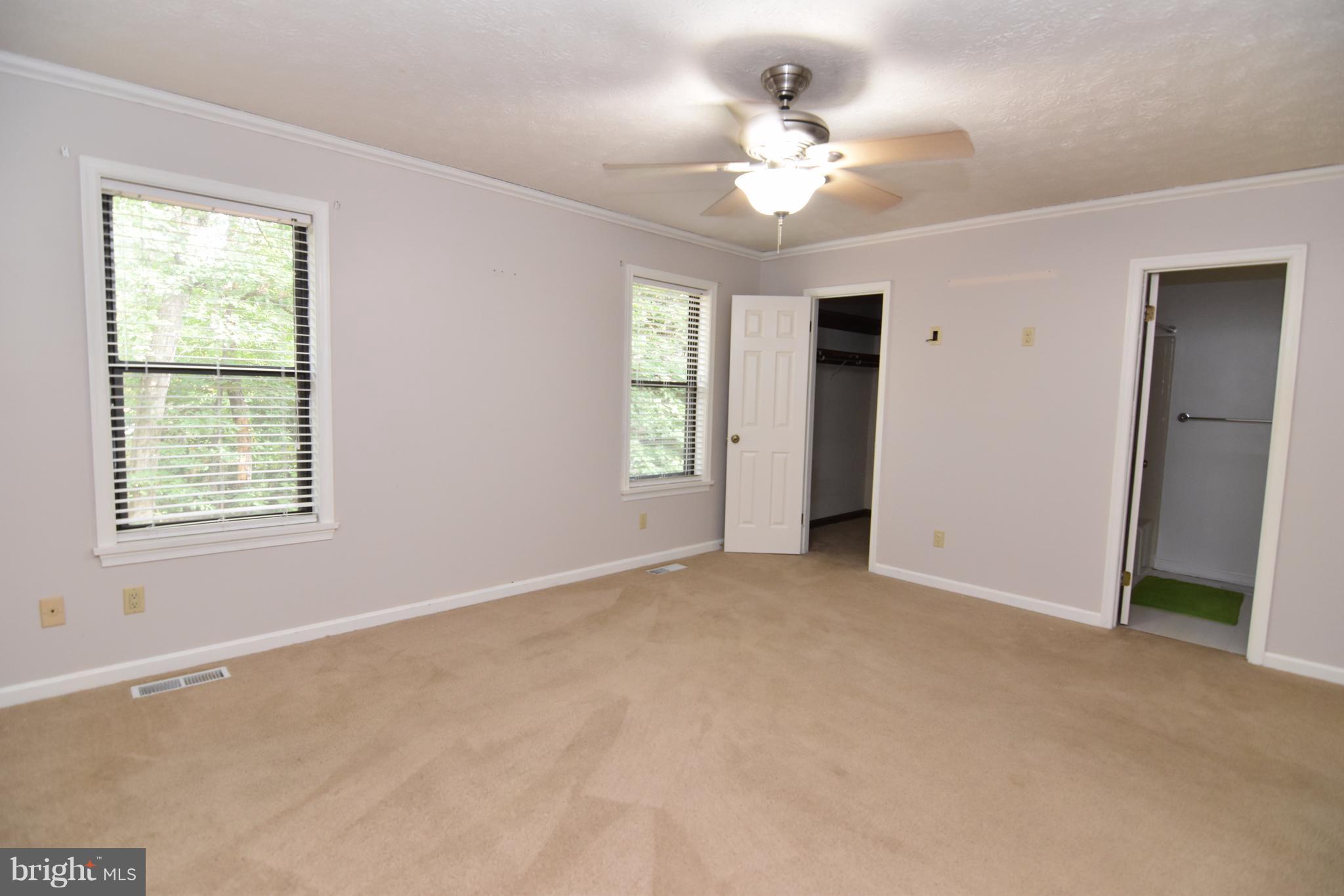 HICKORY NUT OF WILDEWOOD - Residential Lease