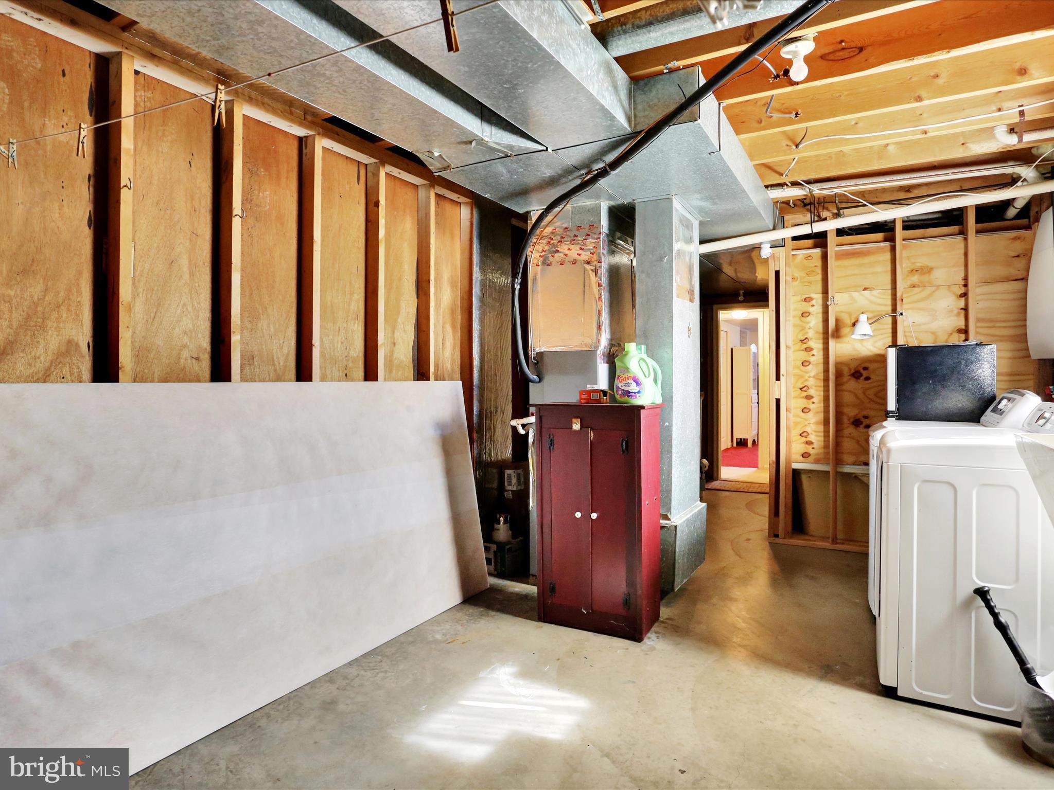 WHEATON HEIGHTS - Residential