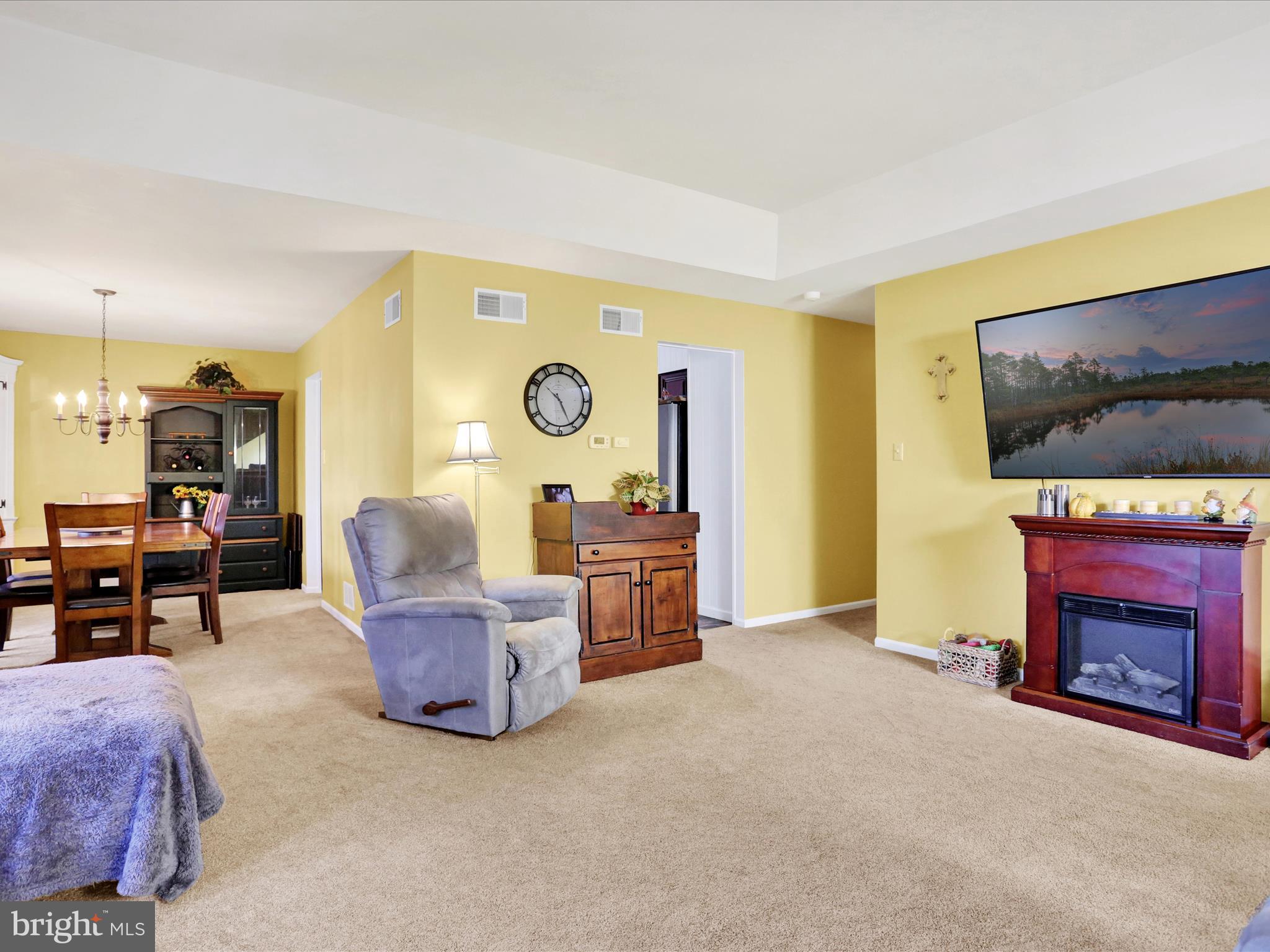 WHEATON HEIGHTS - Residential