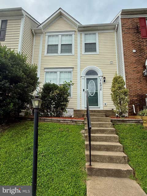 Photo of 14824 Winding Loop, WOODBRIDGE, VA 22191 (MLS # VAPW2128560)