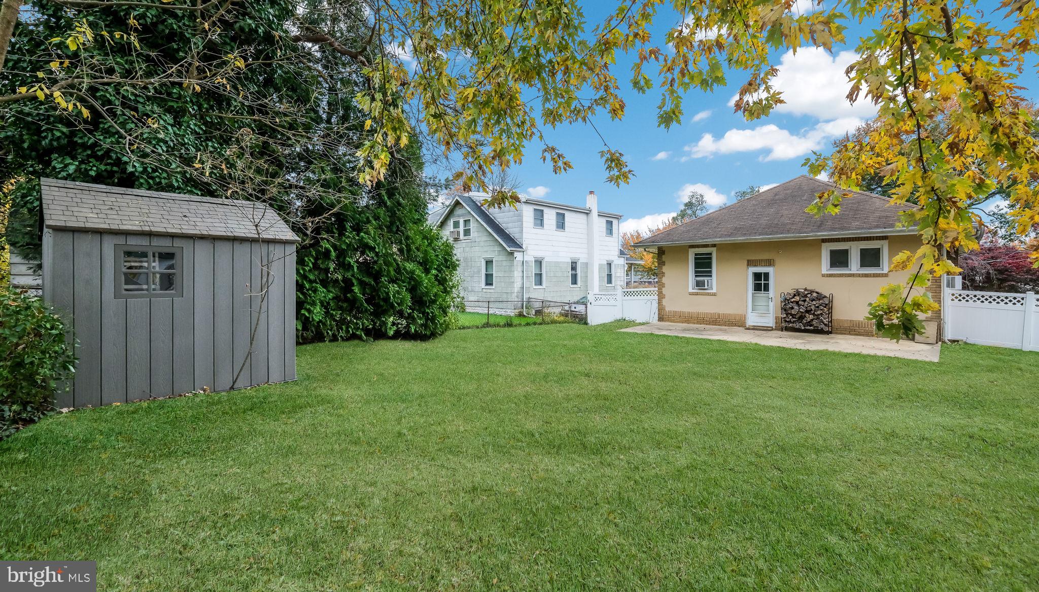 WILLOW GROVE - Residential