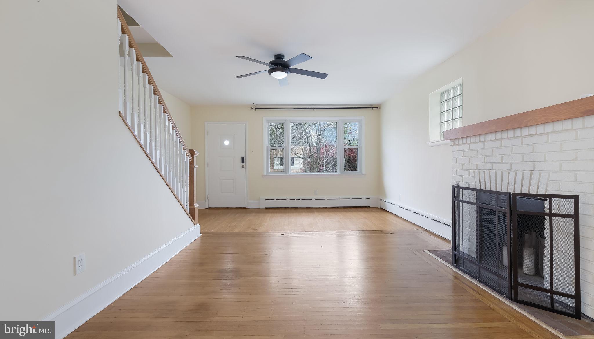 WILLOW GROVE - Residential