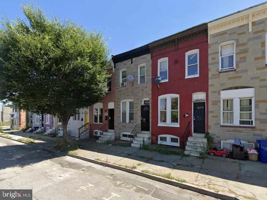 BROADWAY EAST - Residential