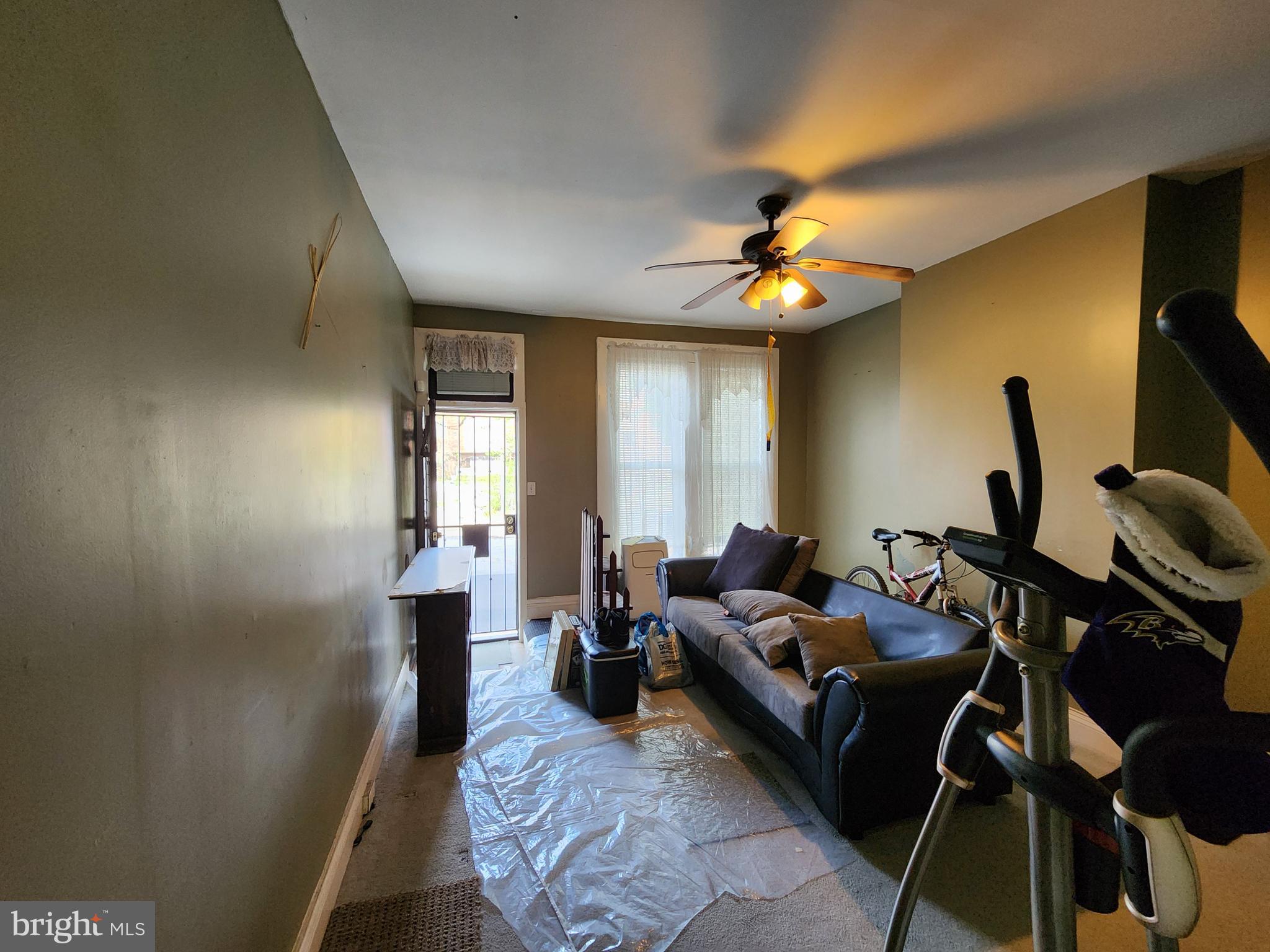 BROADWAY EAST - Residential