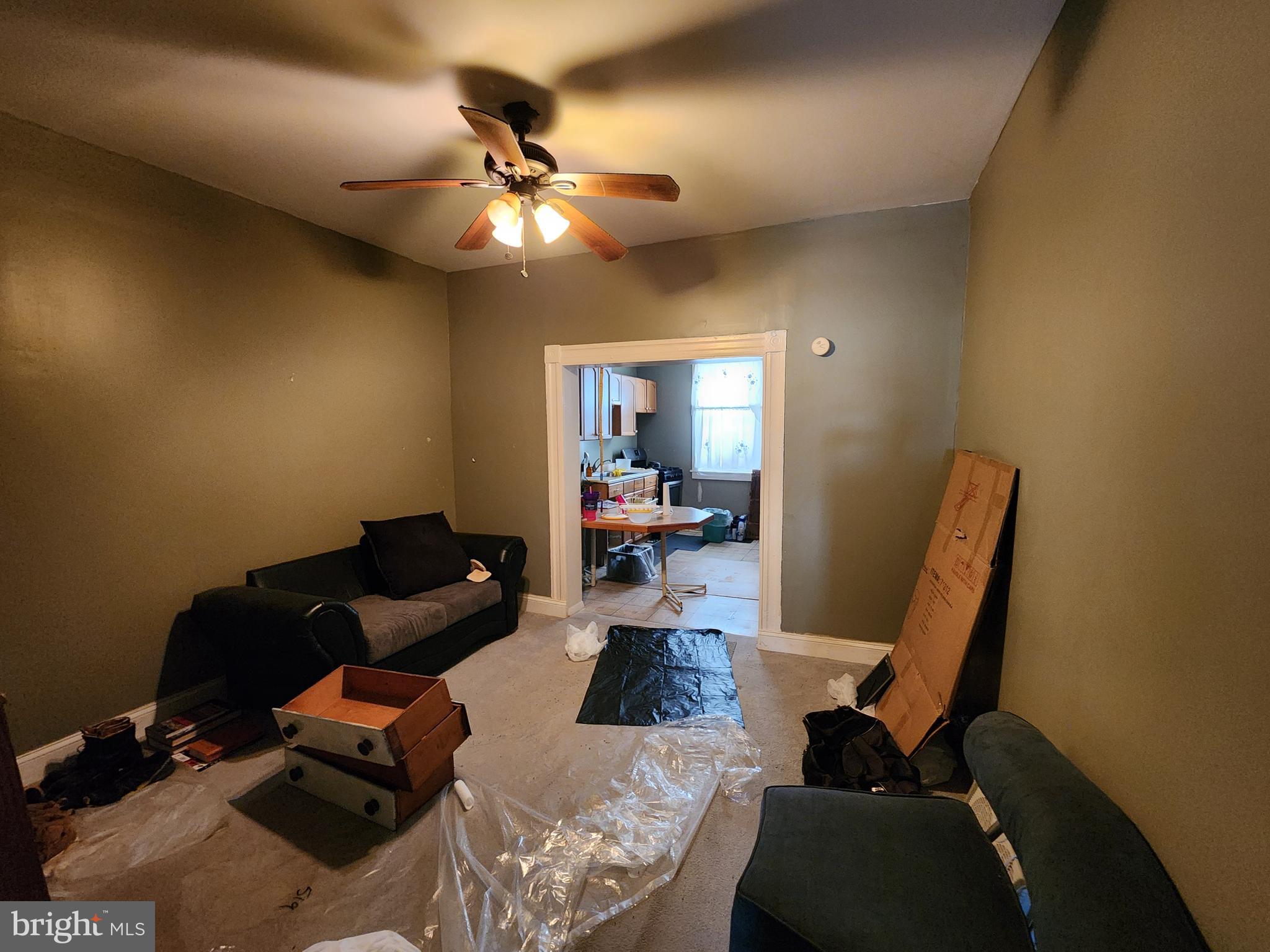 BROADWAY EAST - Residential