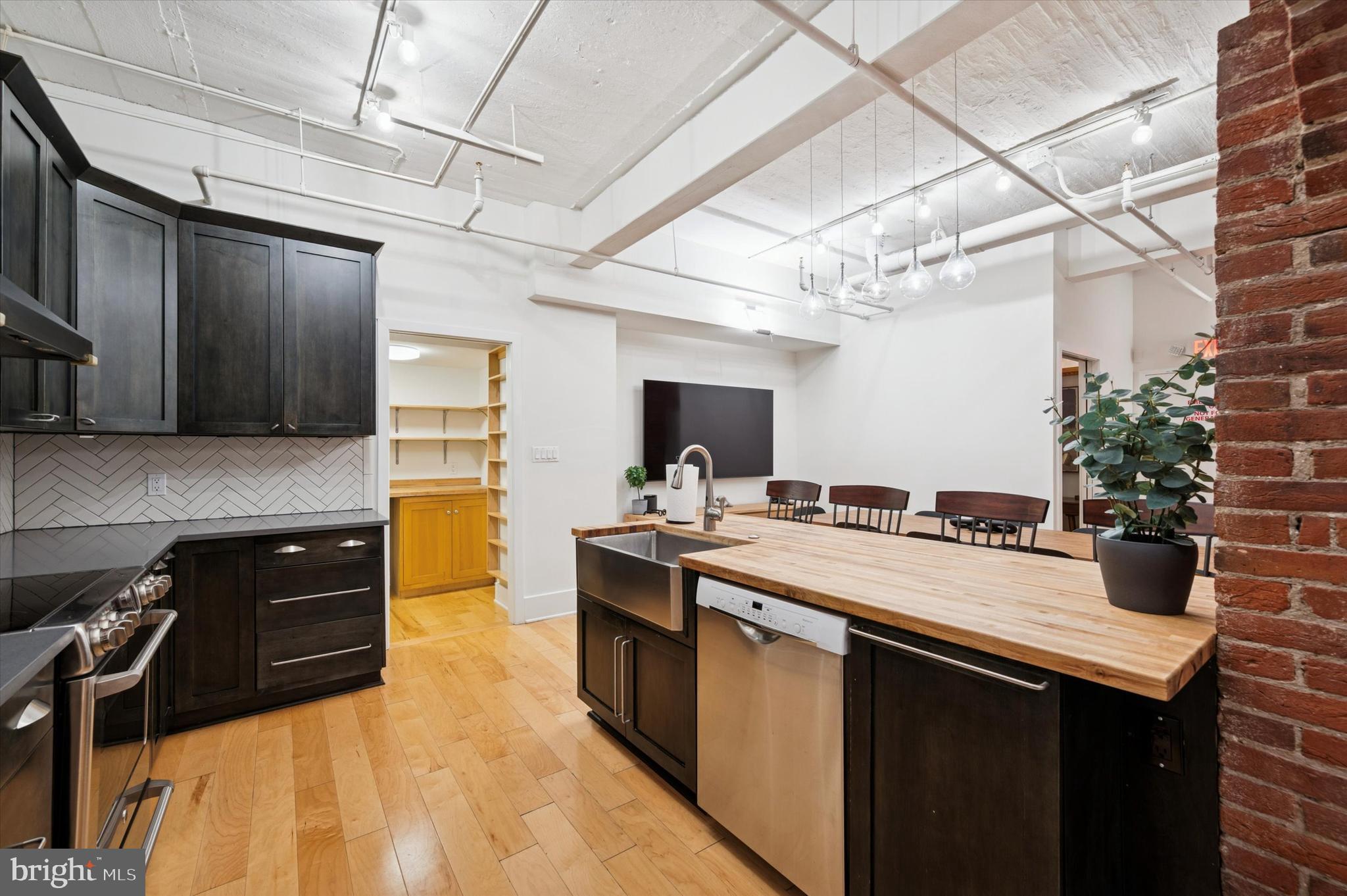 OLD CITY - Residential