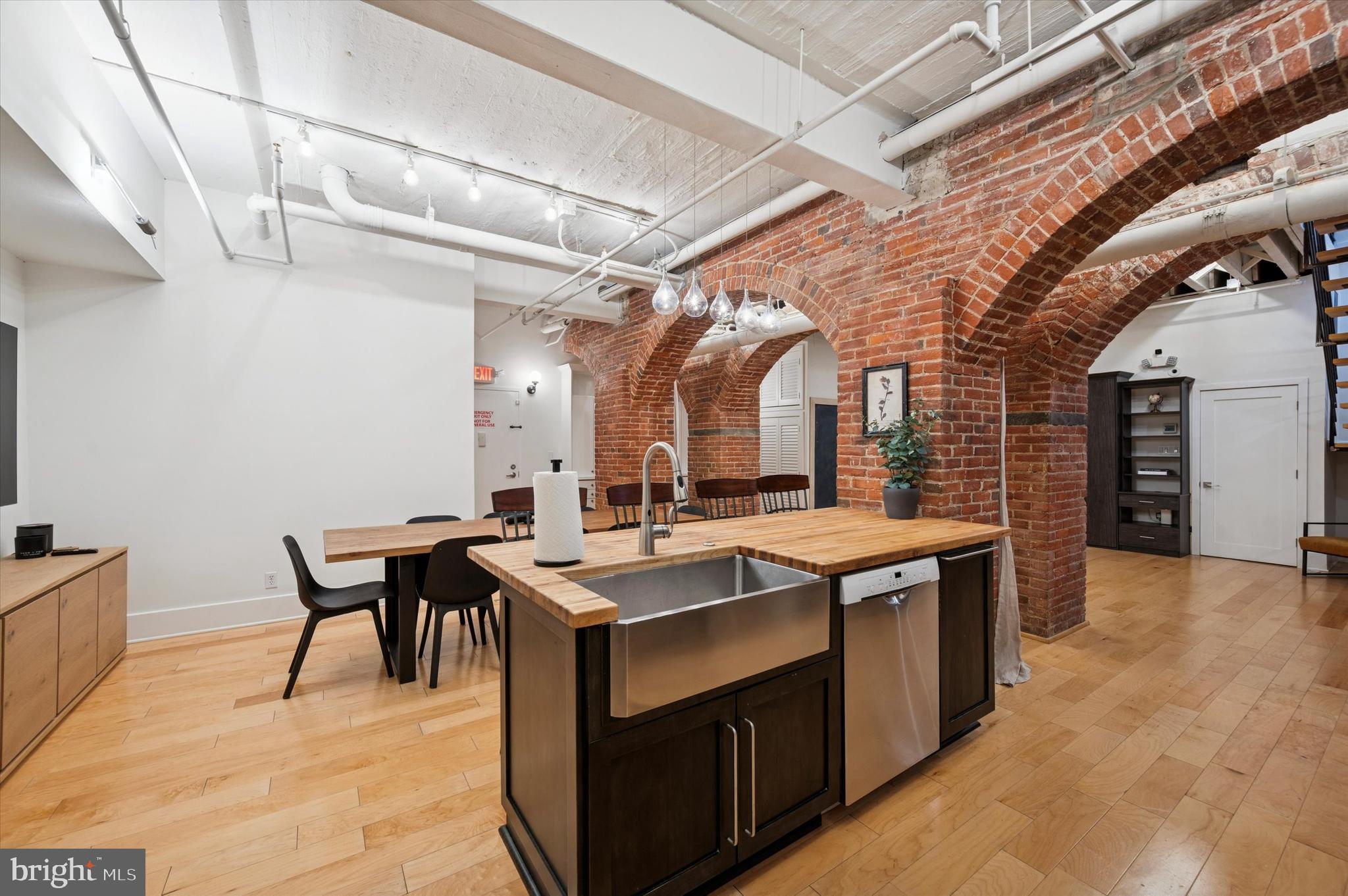 OLD CITY - Residential