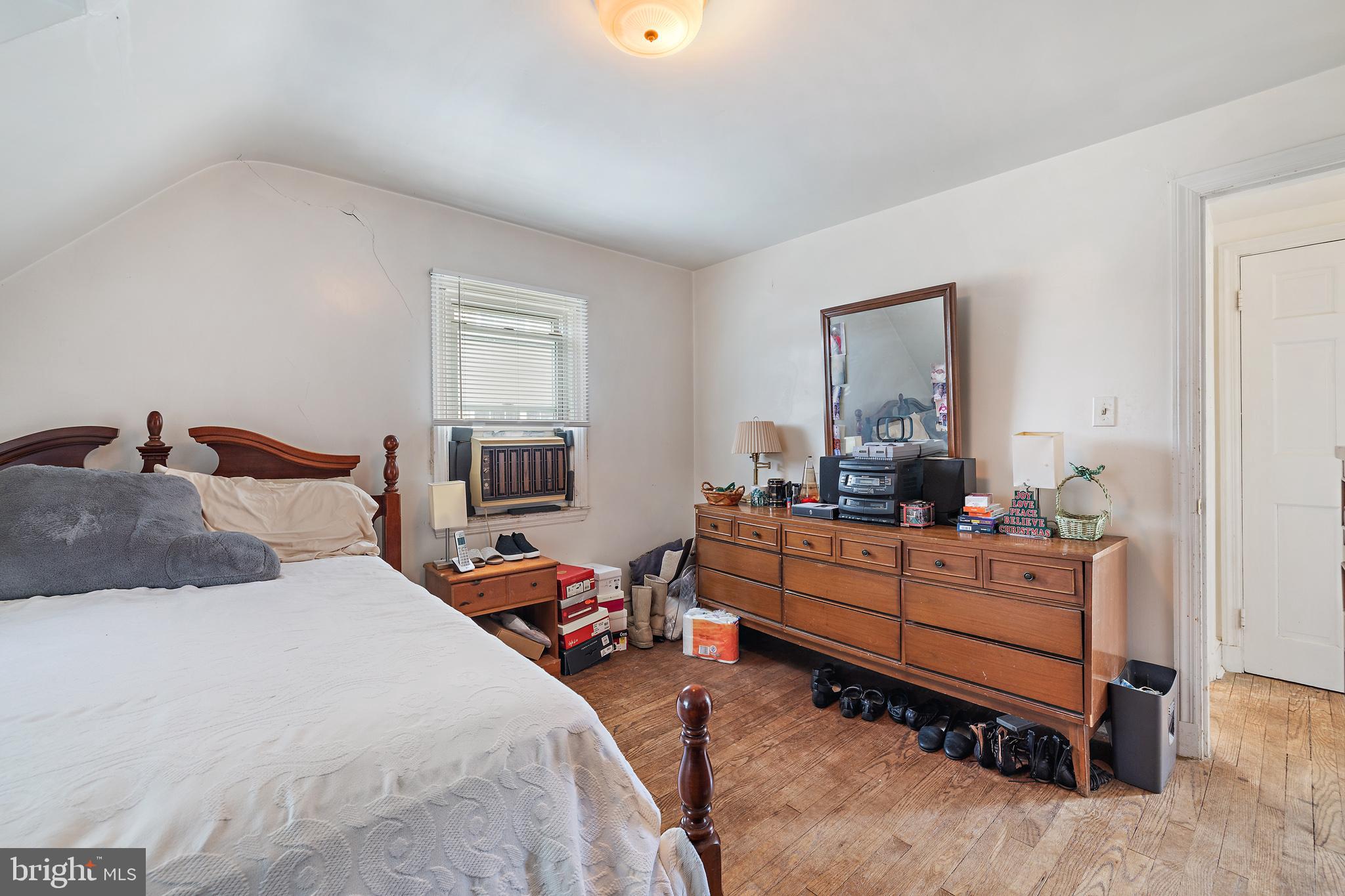 HAYWOOD HEIGHTS - Residential