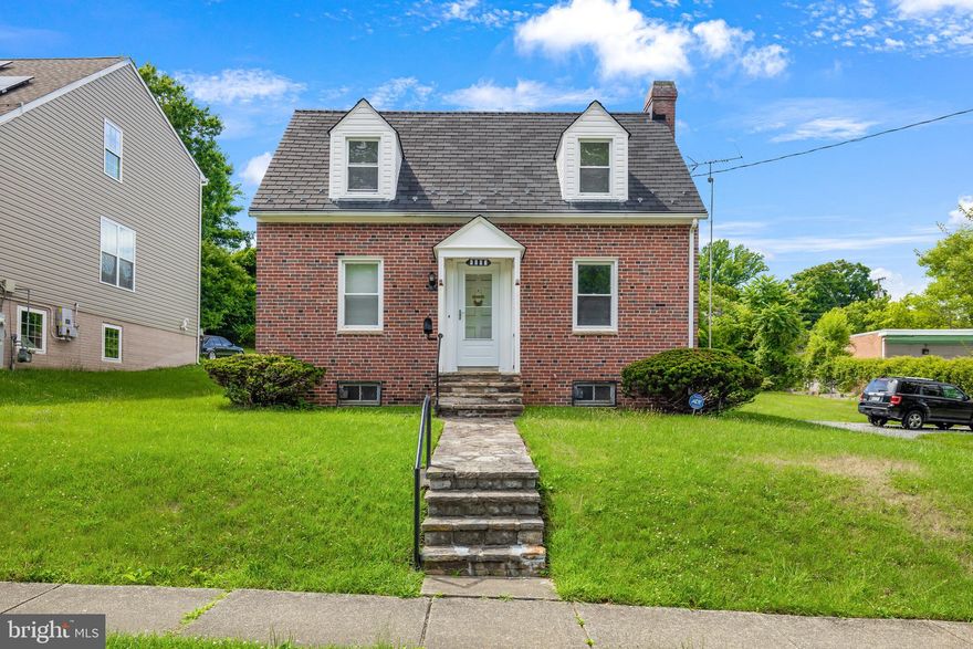 Welcome to this charming single-family home, a hidden gem nestled in the heart of Baltimore County. This prime location offers the perfect blend of convenience and tranquility. Not far from i695, this home places you at the epicenter of all that Baltimore has to offer.

Step inside to discover the warmth of the rich, hardwood flooring that flows throughout the house, infusing each room with a cozy, inviting ambience. There is plenty of room to add your unique touch.

Another gem of this home, however, lies in its expansive backyard. This sizable space is an open canvas, ready to be transformed into the outdoor haven of your dreams. Envision BBQ parties with friends on summer weekends or a private garden to escape into the pages of a good book. The opportunities for this vast outdoor space are boundless, just waiting for your vision.

While this home does embrace its history and the charm that comes with it, it's worth noting that there are opportunities for enhancement to bring it up to your personal taste and modern-day comforts. This presents an exceptional chance for someone with a creative eye to realize its full potential and mold this property into a masterpiece.

Tour the home today!