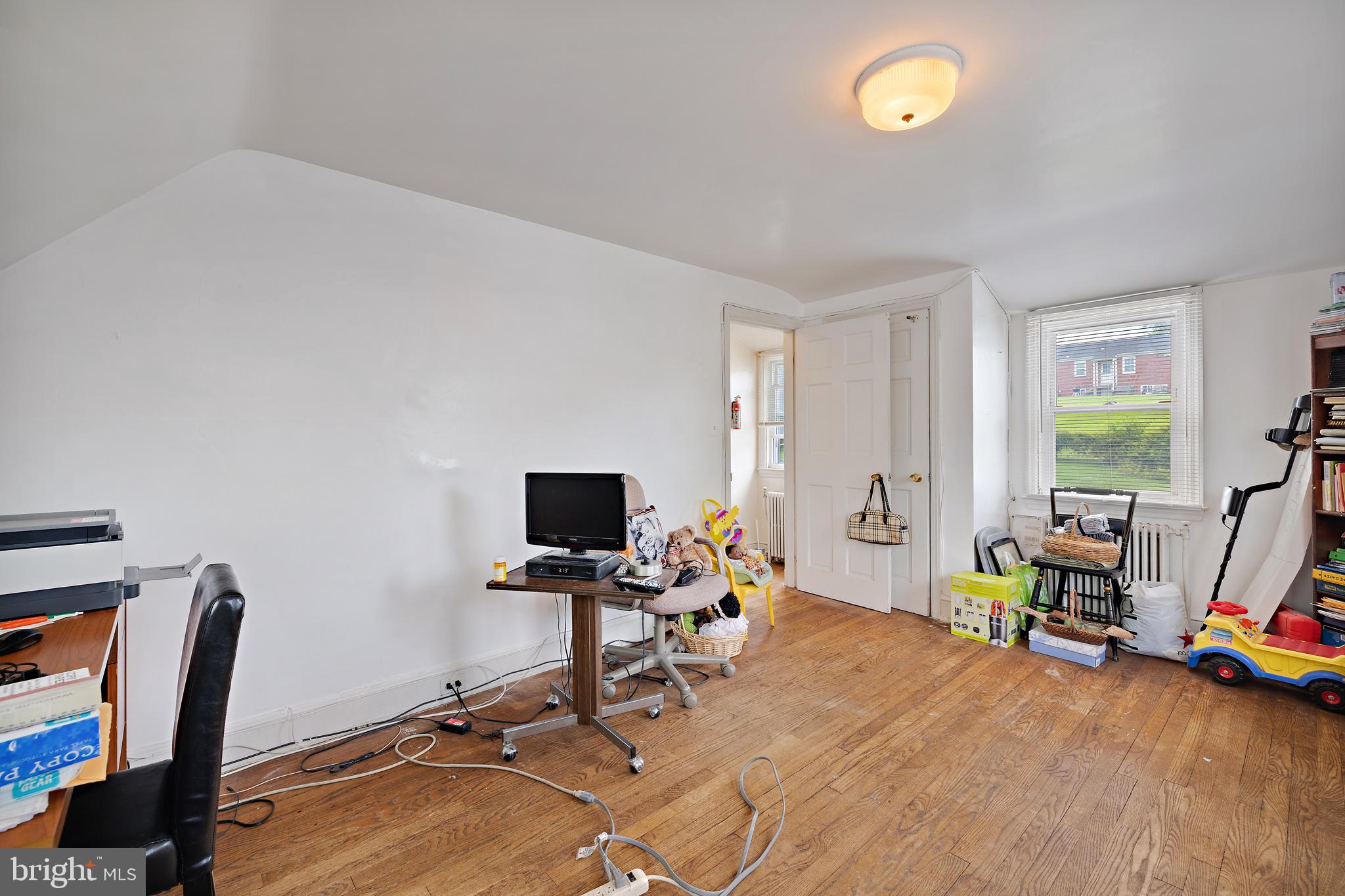 HAYWOOD HEIGHTS - Residential