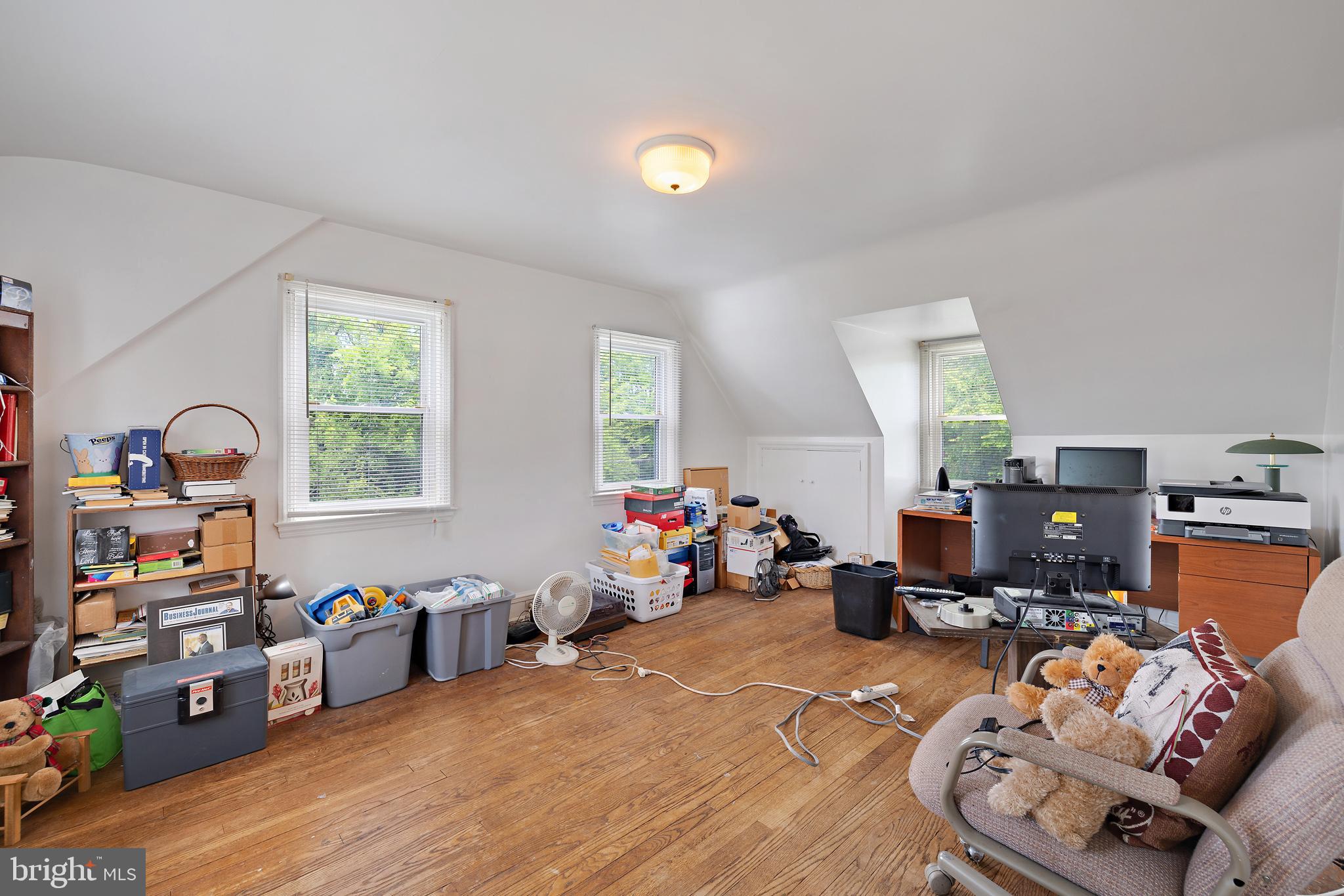 HAYWOOD HEIGHTS - Residential