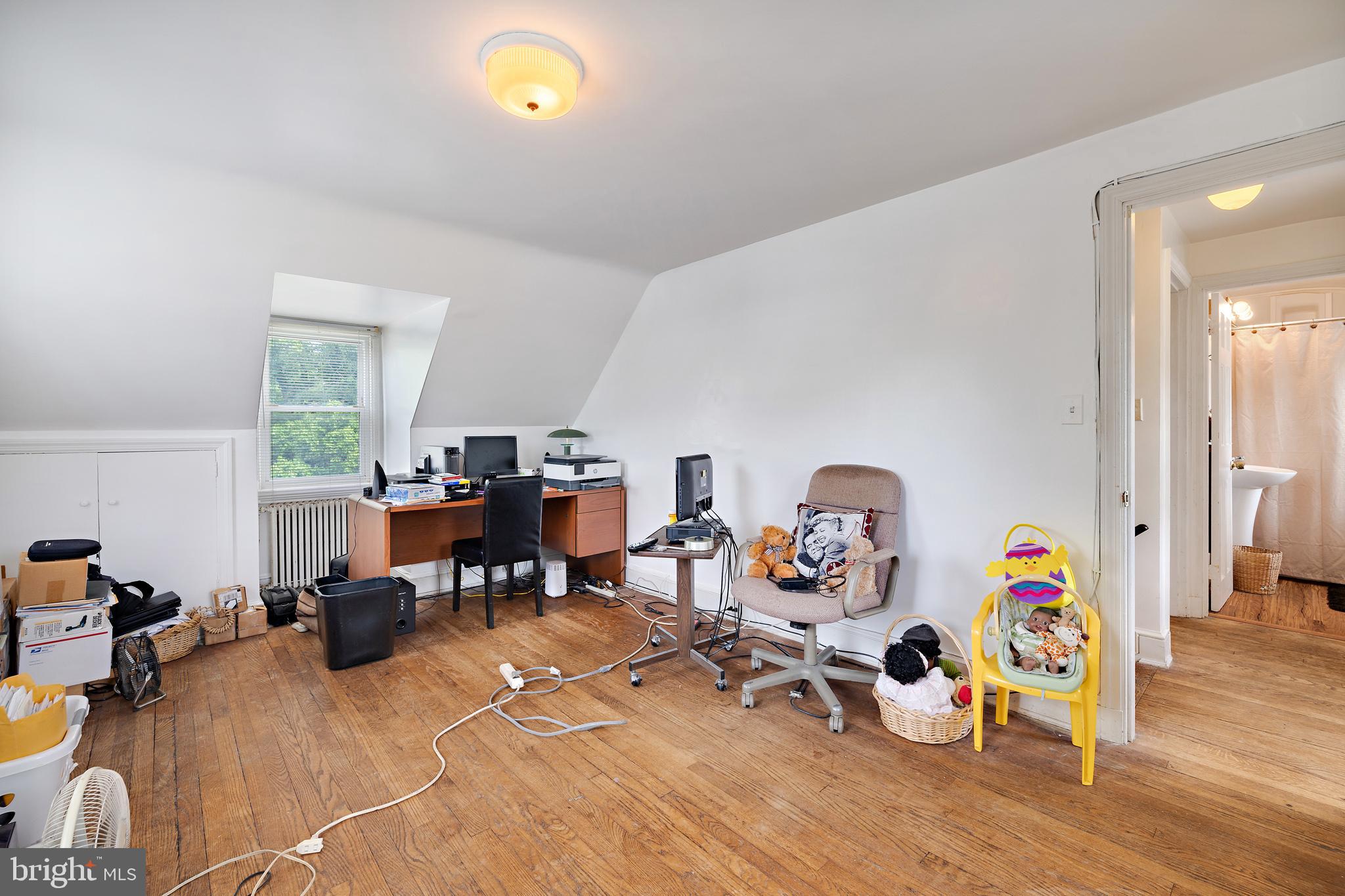 HAYWOOD HEIGHTS - Residential