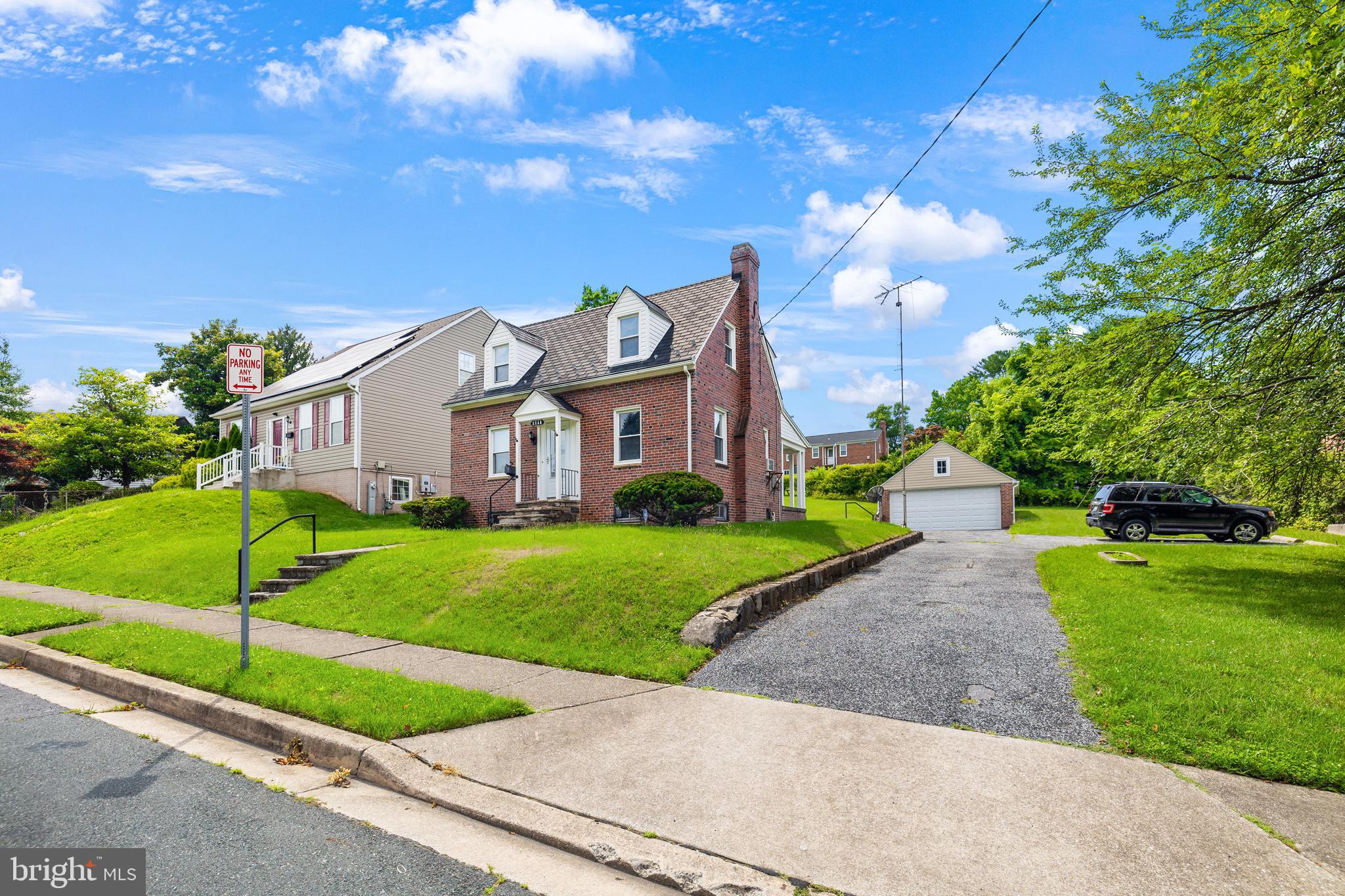 HAYWOOD HEIGHTS - Residential