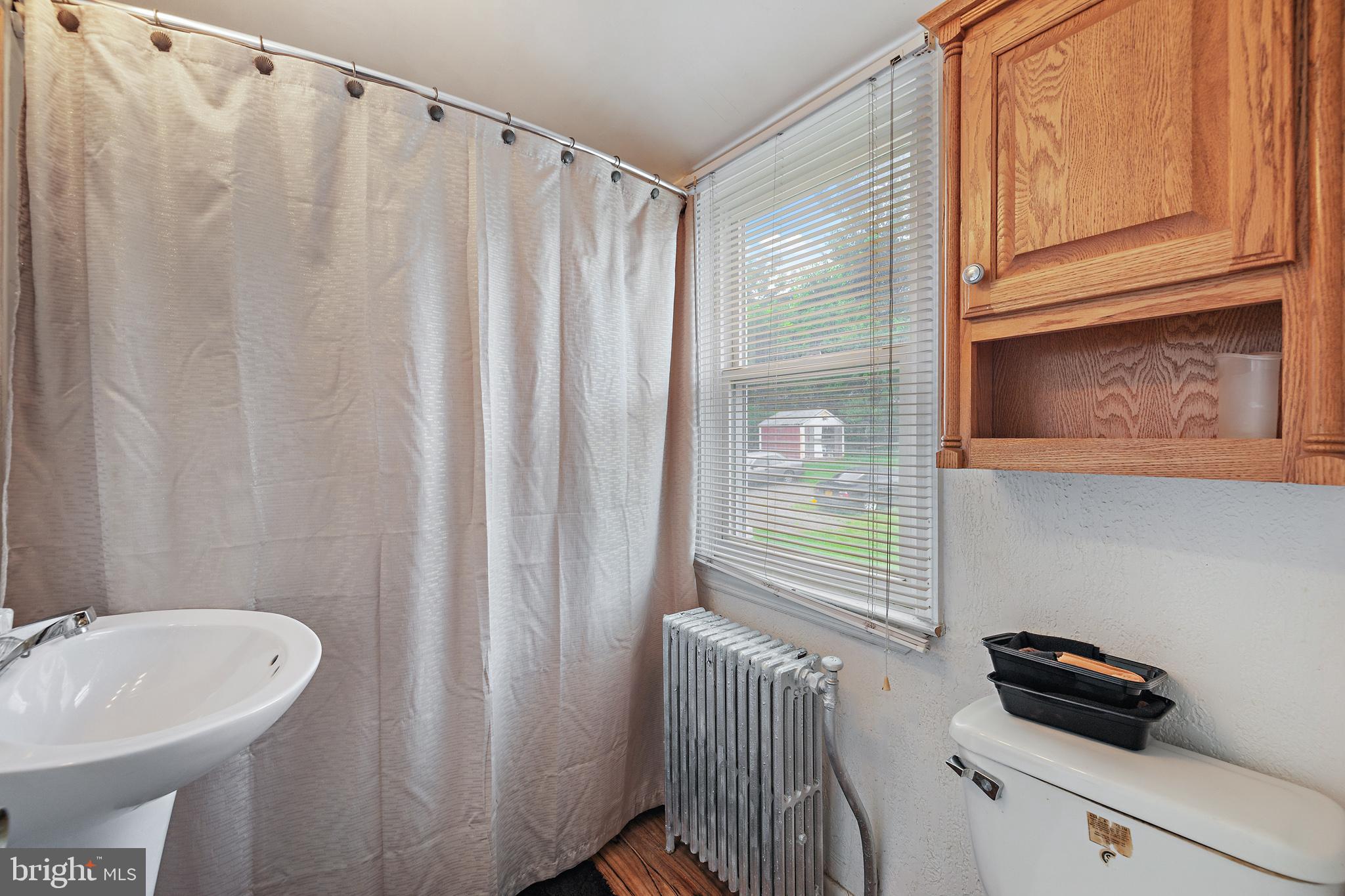 HAYWOOD HEIGHTS - Residential