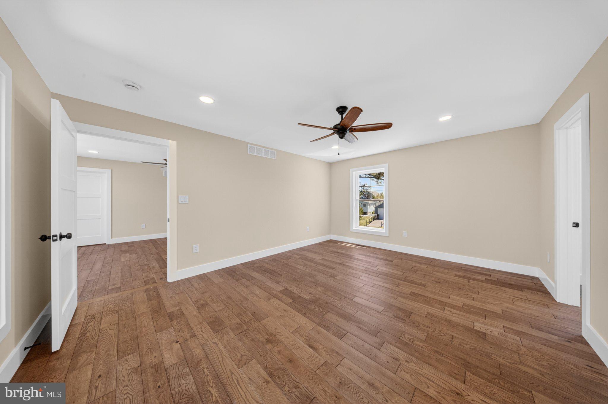 KITTS HUMMOCK - Residential
