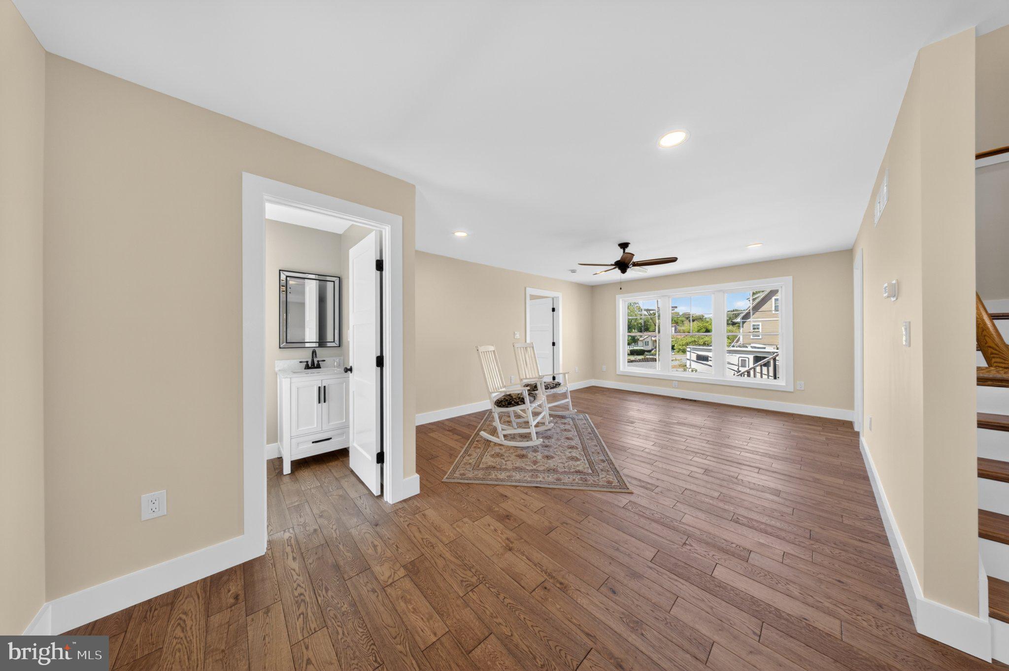 KITTS HUMMOCK - Residential