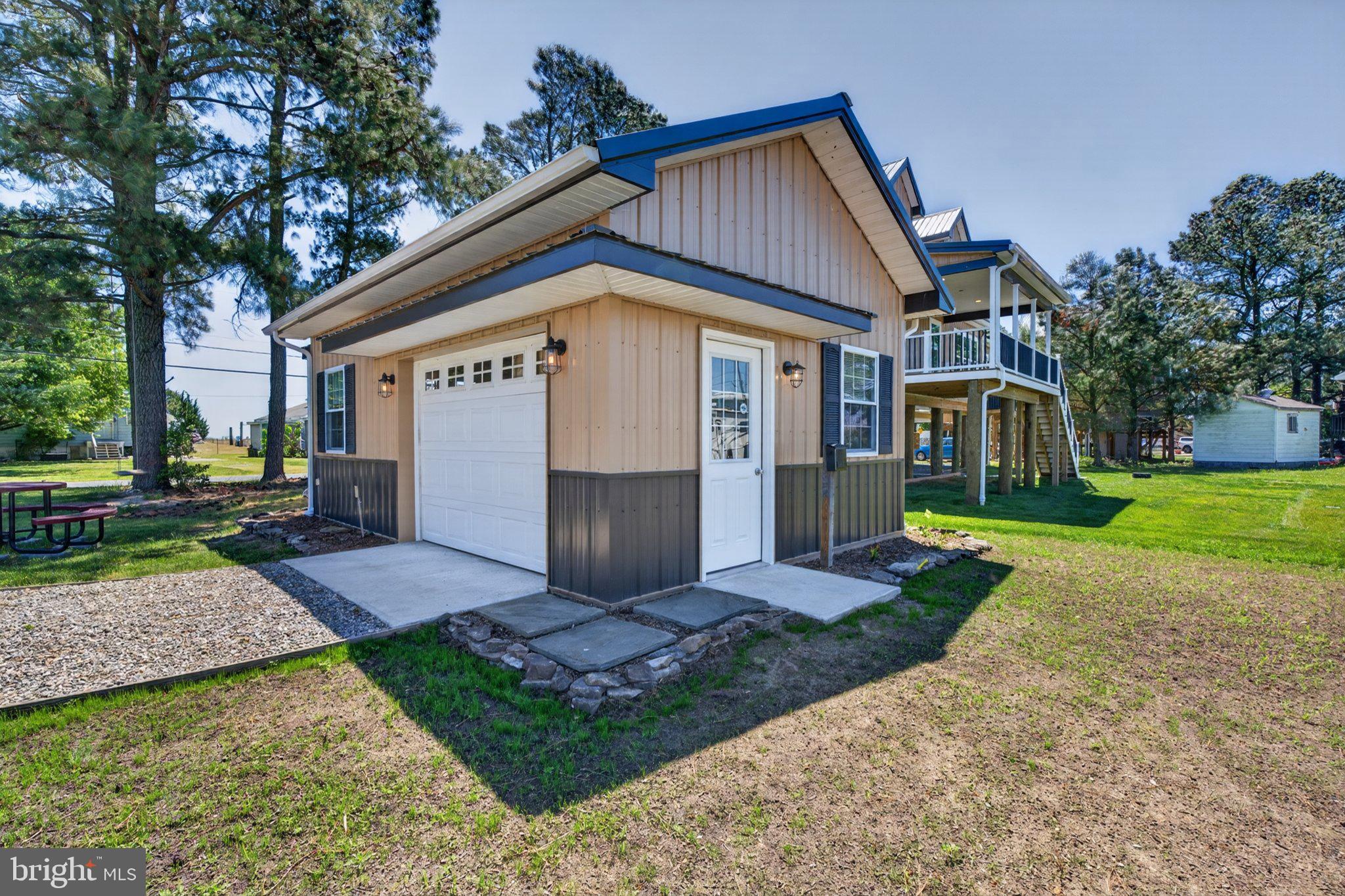 KITTS HUMMOCK - Residential