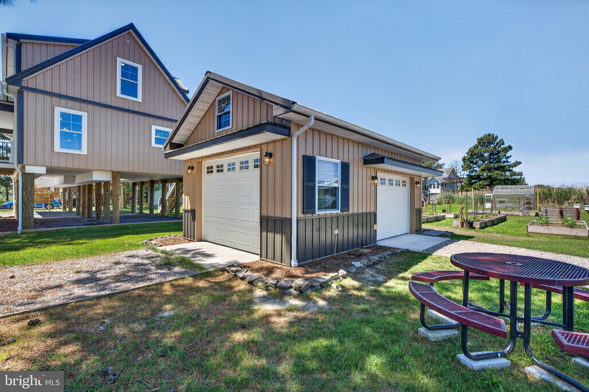 KITTS HUMMOCK - Residential
