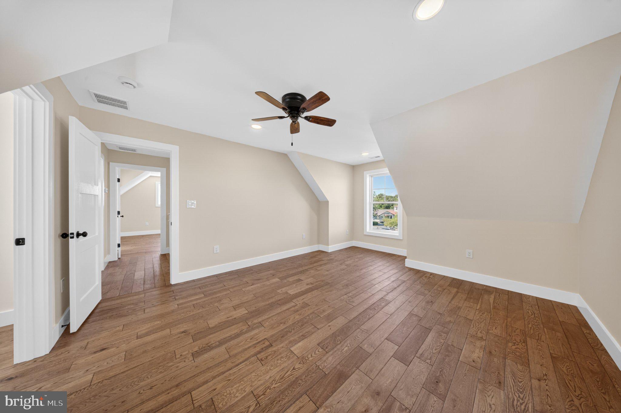 KITTS HUMMOCK - Residential