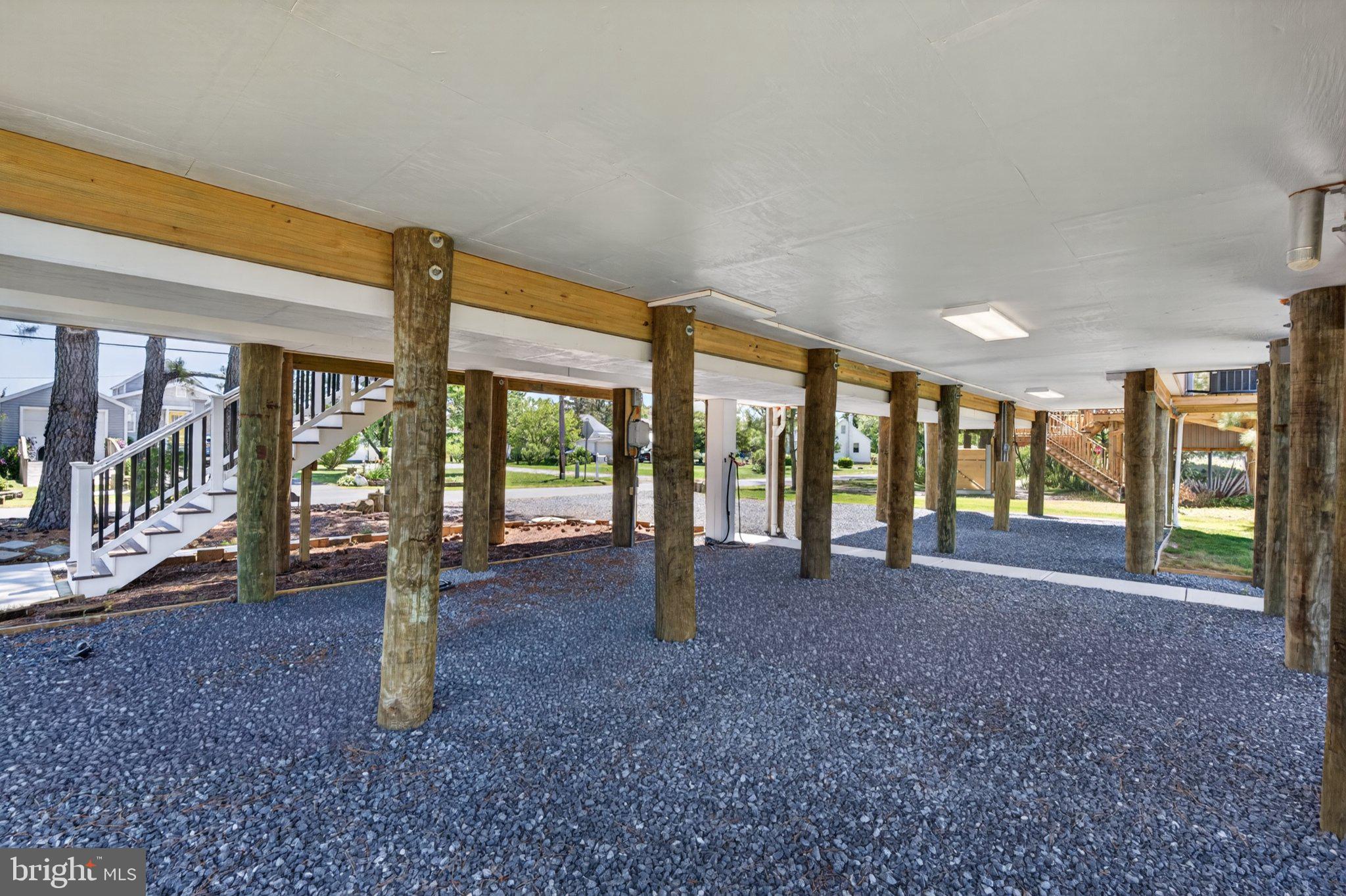 KITTS HUMMOCK - Residential