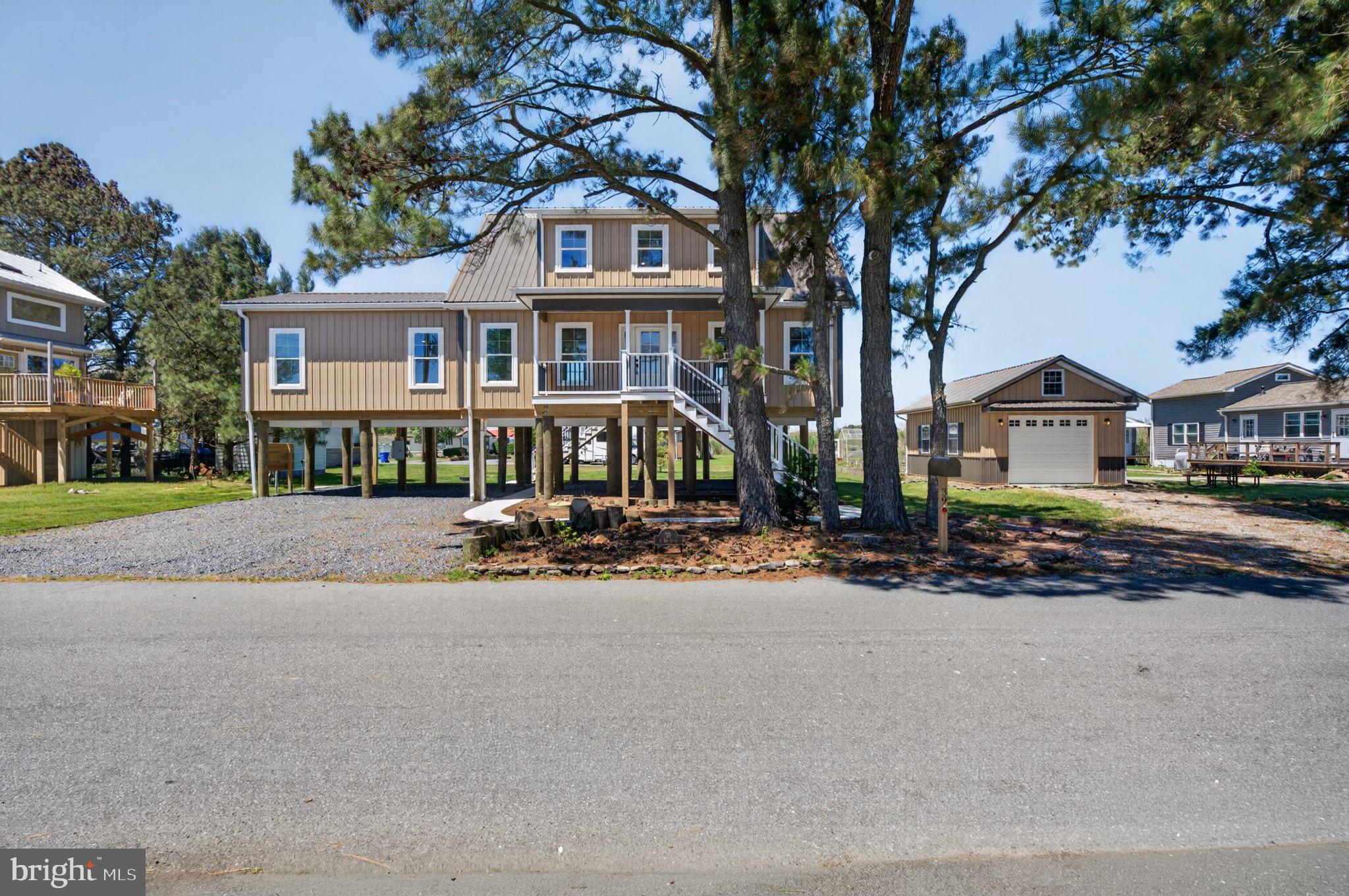 KITTS HUMMOCK - Residential