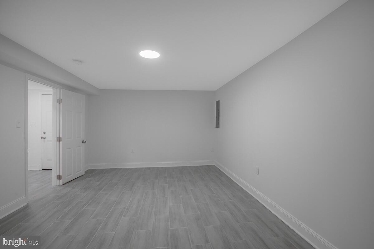 YORKSHIRE KNOLLS - Residential