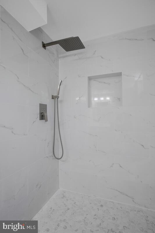 YORKSHIRE KNOLLS - Residential