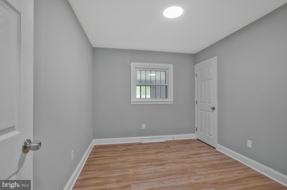 YORKSHIRE KNOLLS - Residential