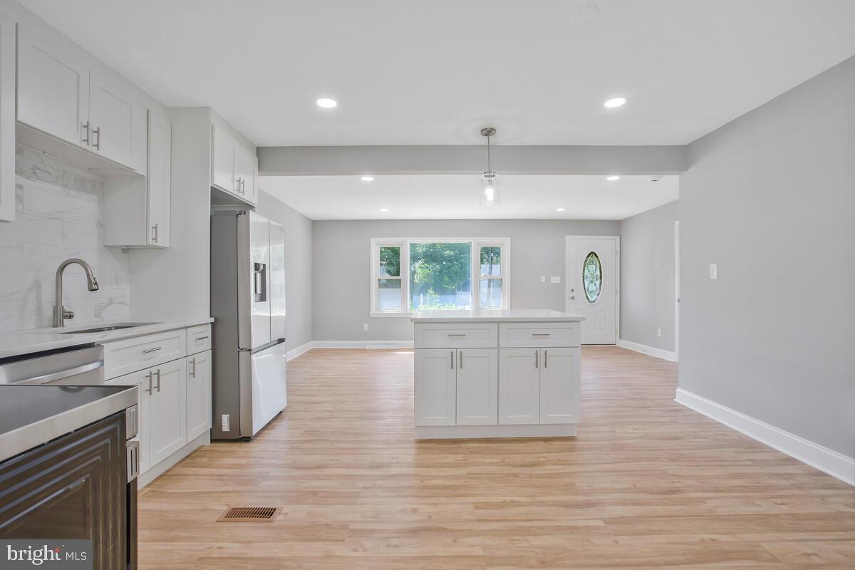 YORKSHIRE KNOLLS - Residential