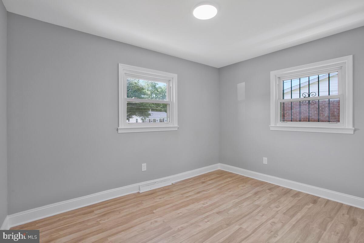 YORKSHIRE KNOLLS - Residential