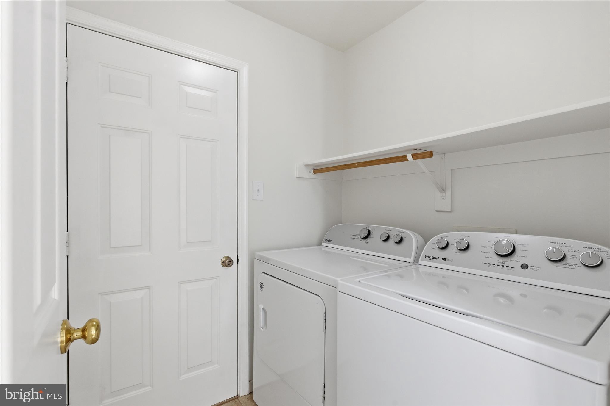 ASHBURN FARM - Residential