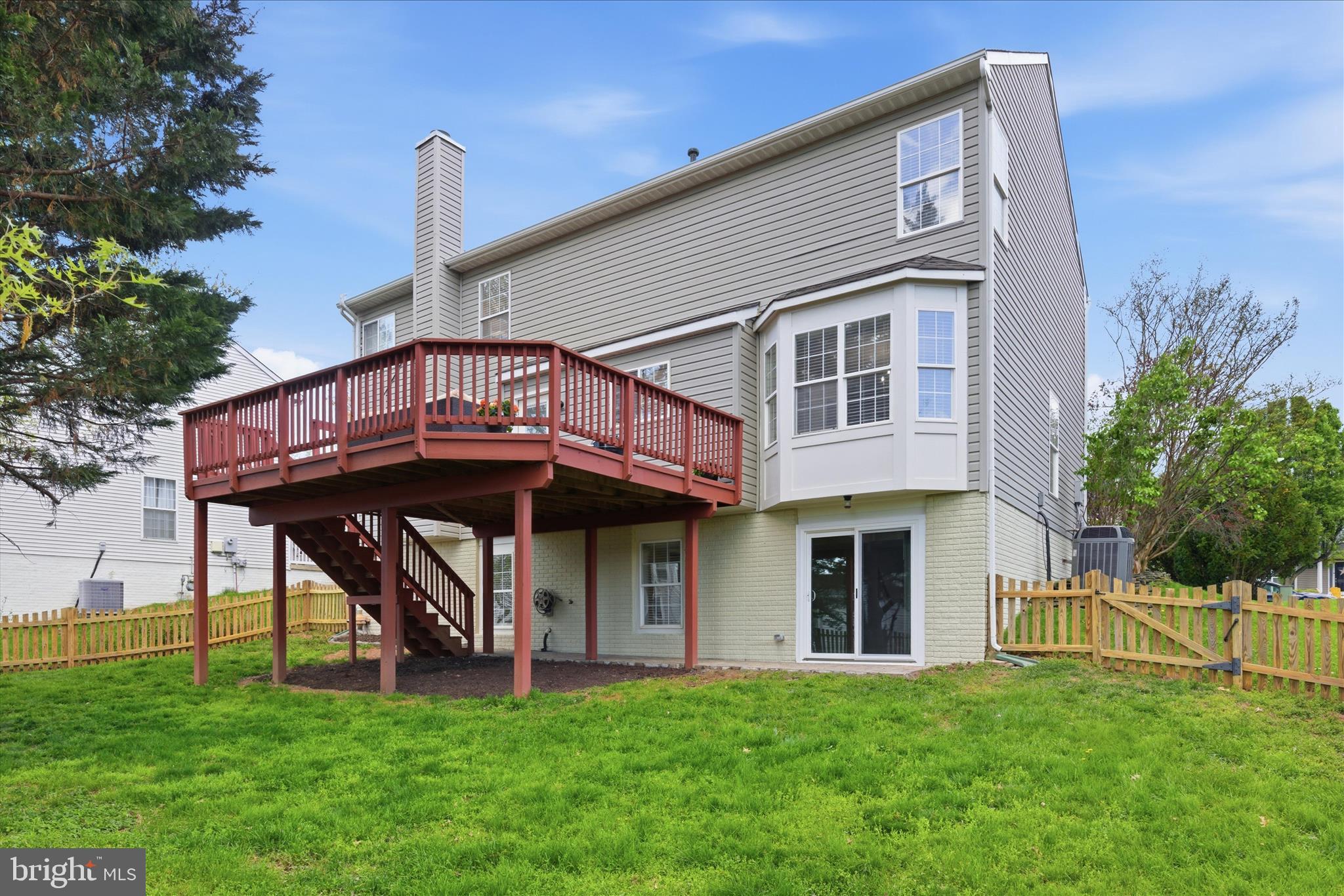 ASHBURN FARM - Residential