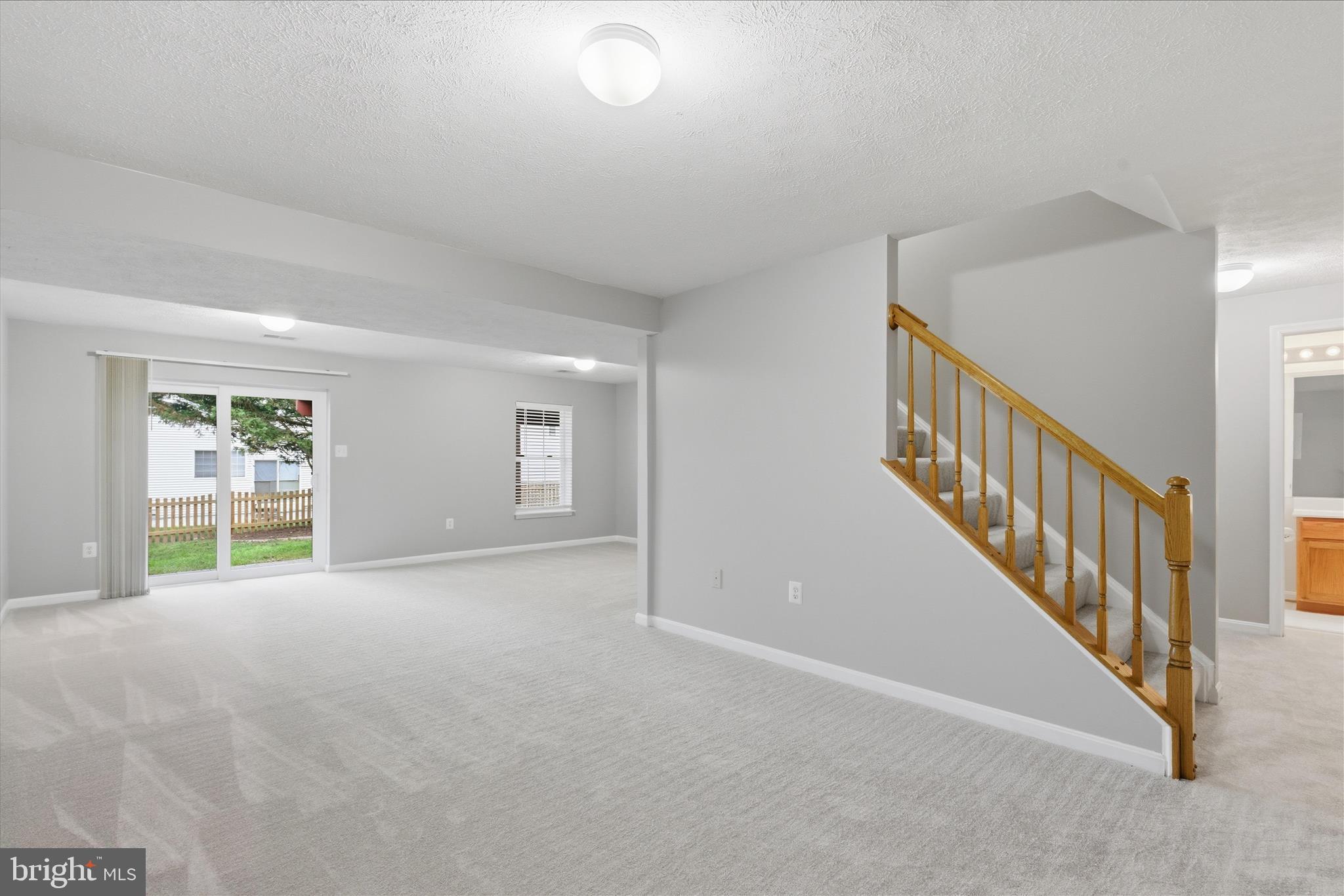 ASHBURN FARM - Residential