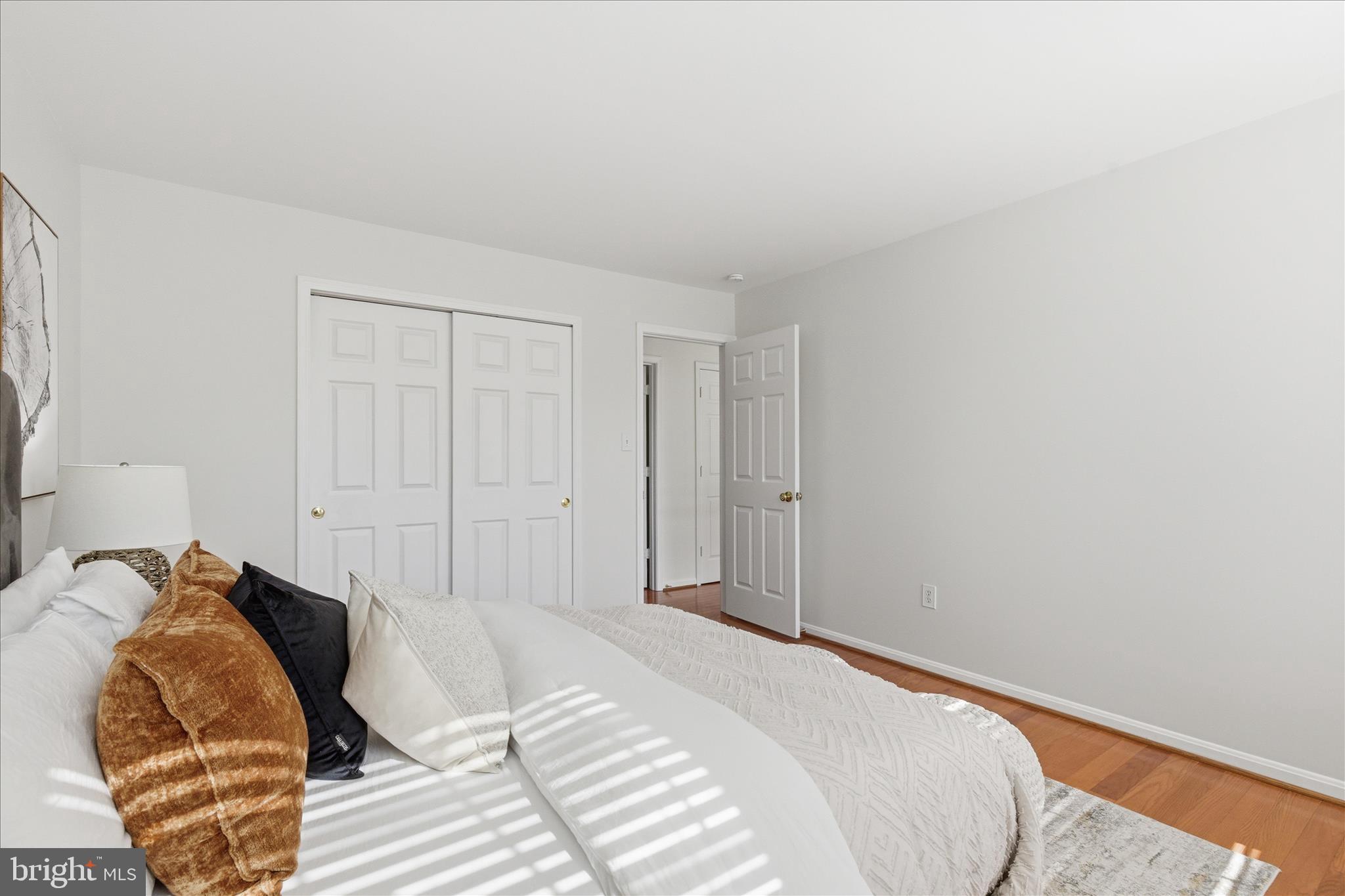 ASHBURN FARM - Residential