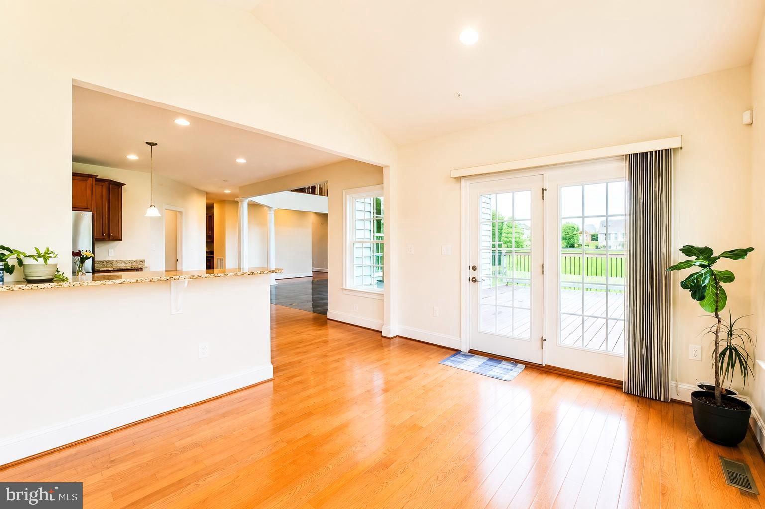 WARFIELD ESTATES - Residential