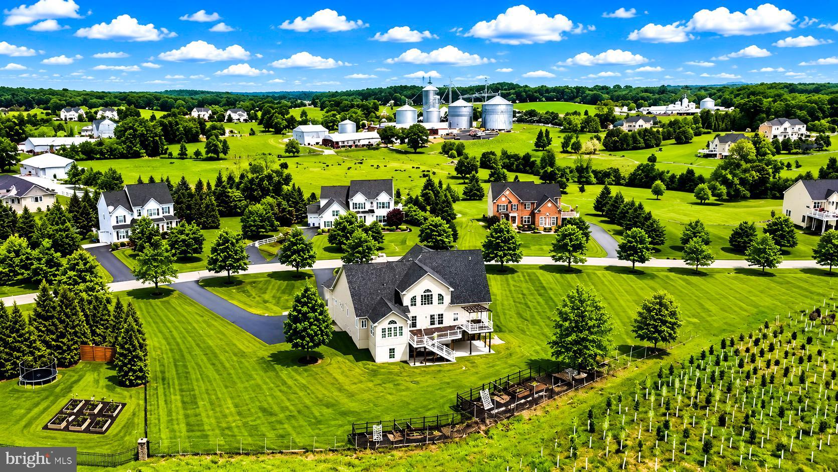WARFIELD ESTATES - Residential