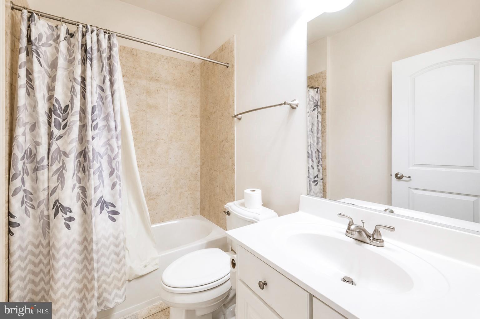 WARFIELD ESTATES - Residential