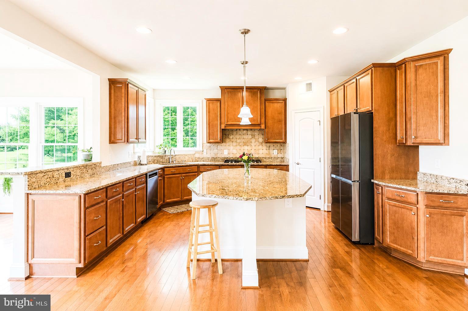 WARFIELD ESTATES - Residential