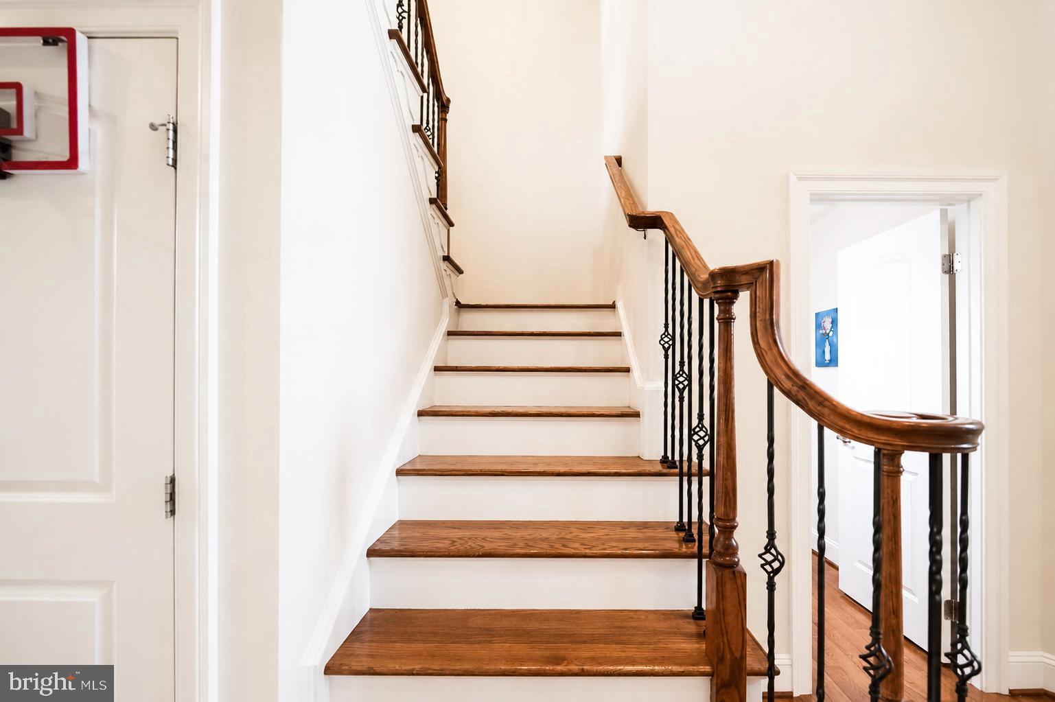 WARFIELD ESTATES - Residential