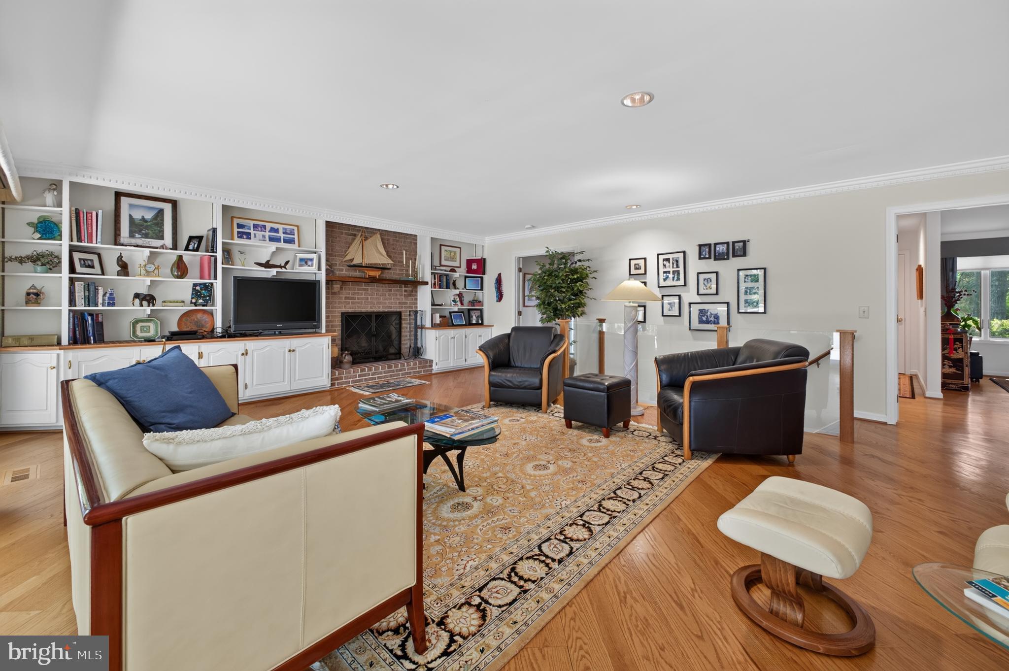 12555 COOPERS LANE