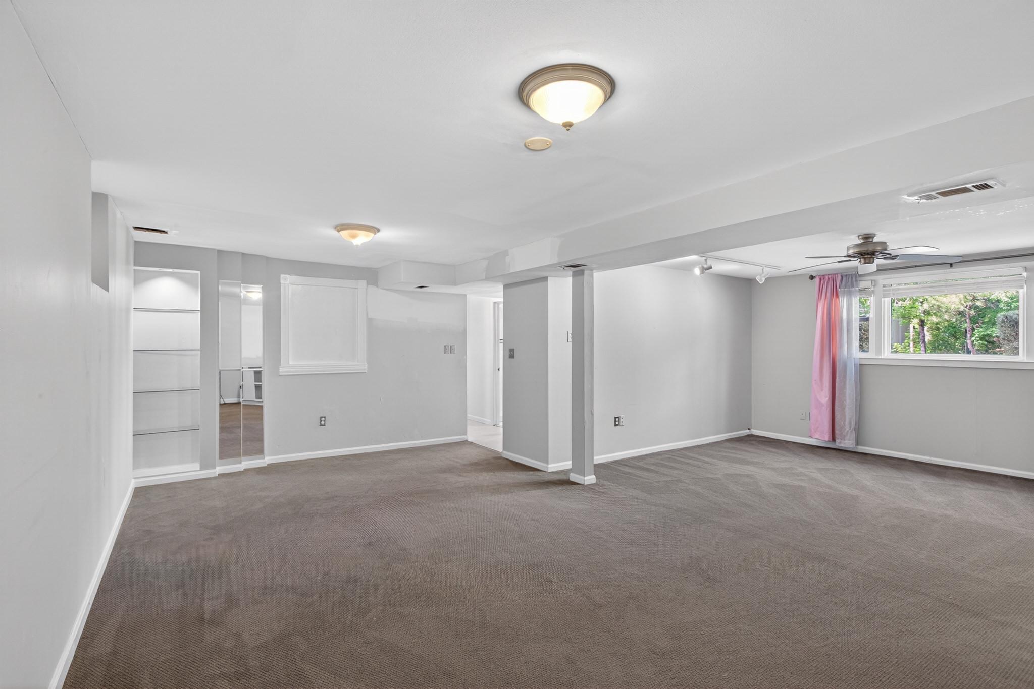 GREENFIELD - Residential