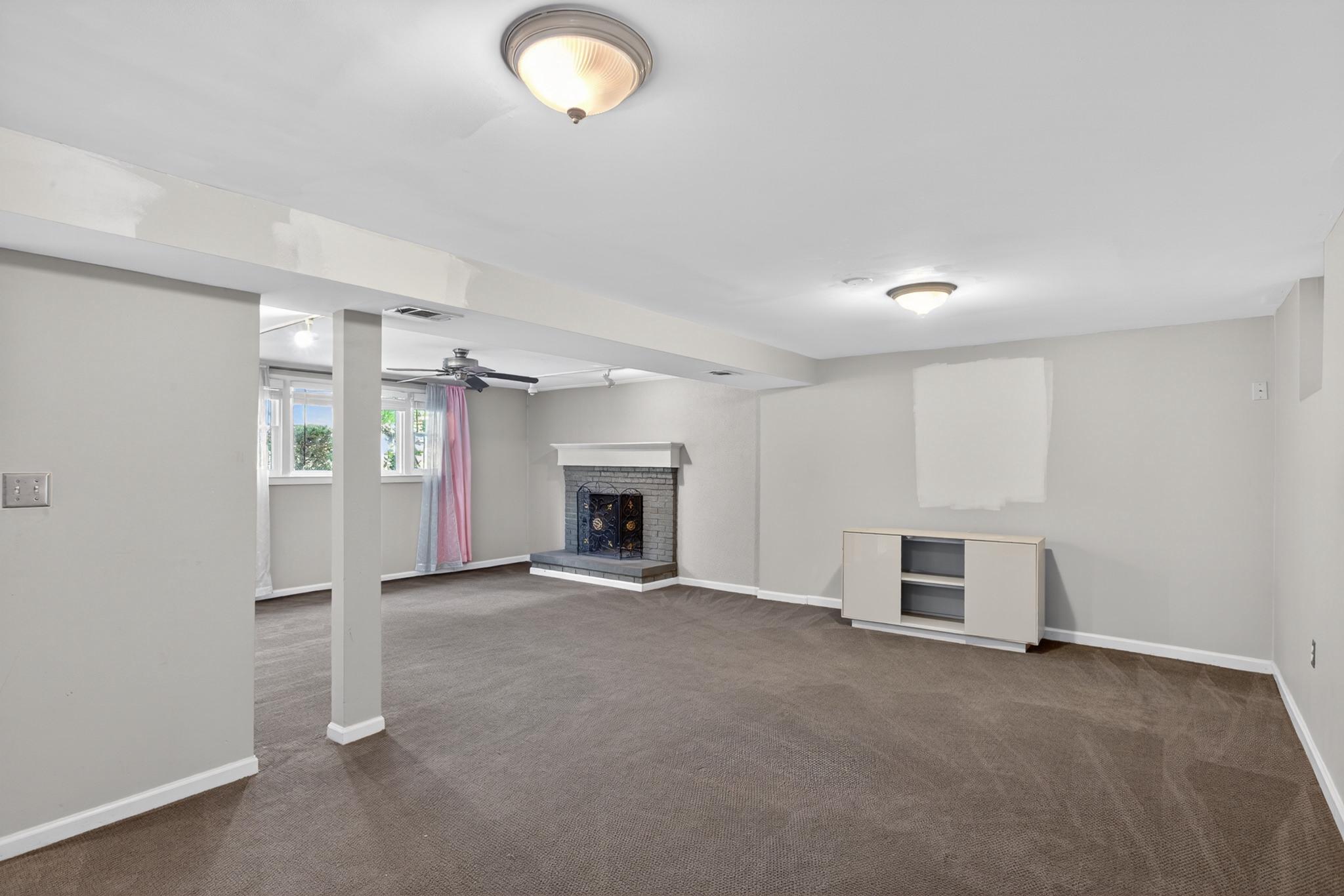 GREENFIELD - Residential