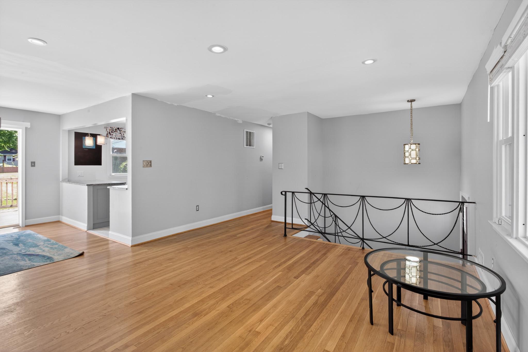 GREENFIELD - Residential