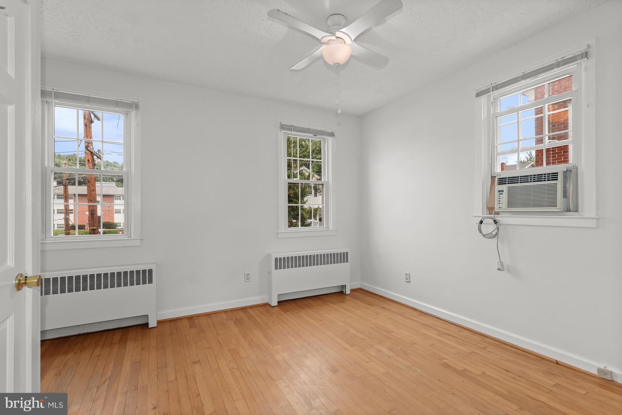 HAMPDEN HISTORIC DISTRICT - Residential